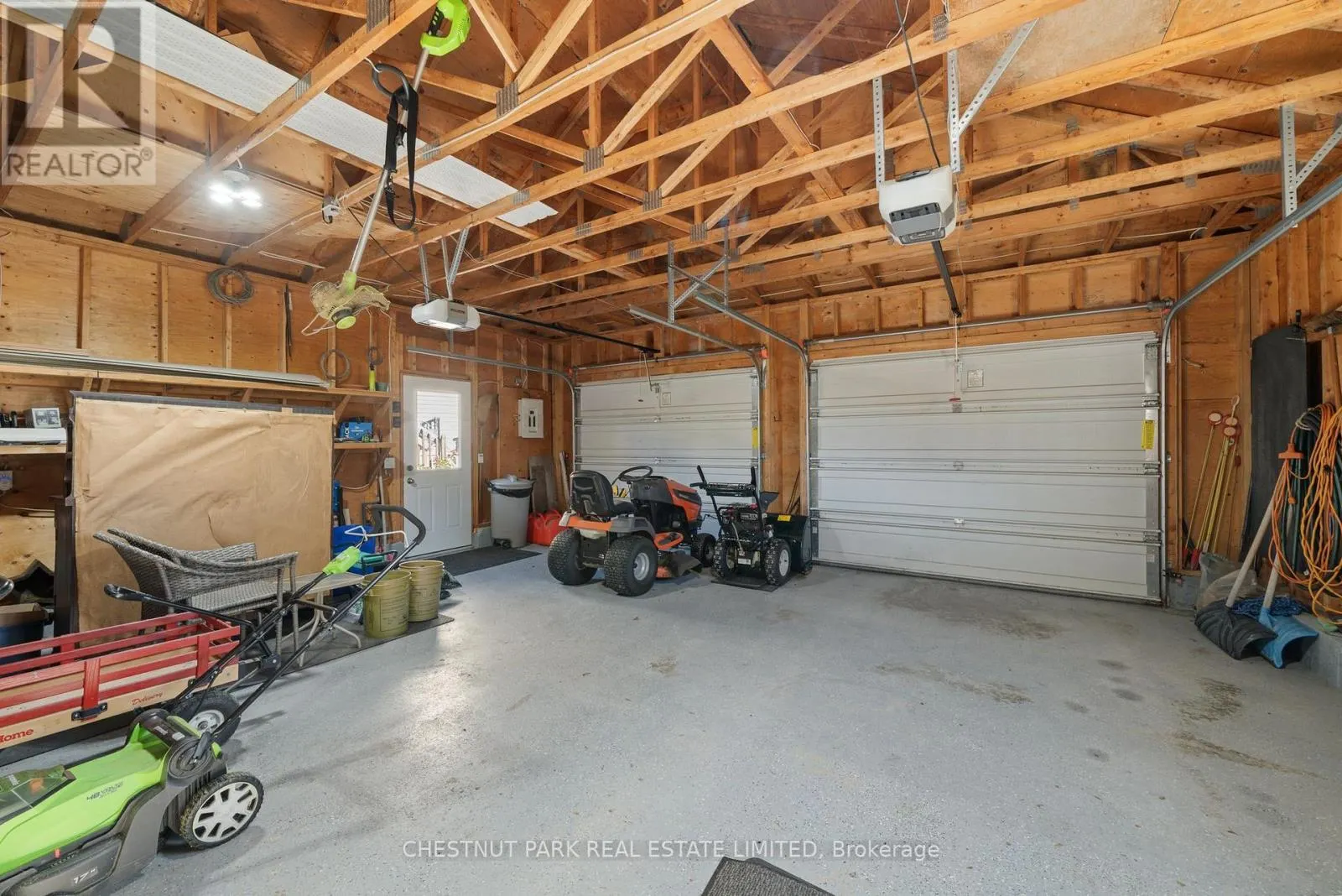 28 HUYCKS POINT ROAD
