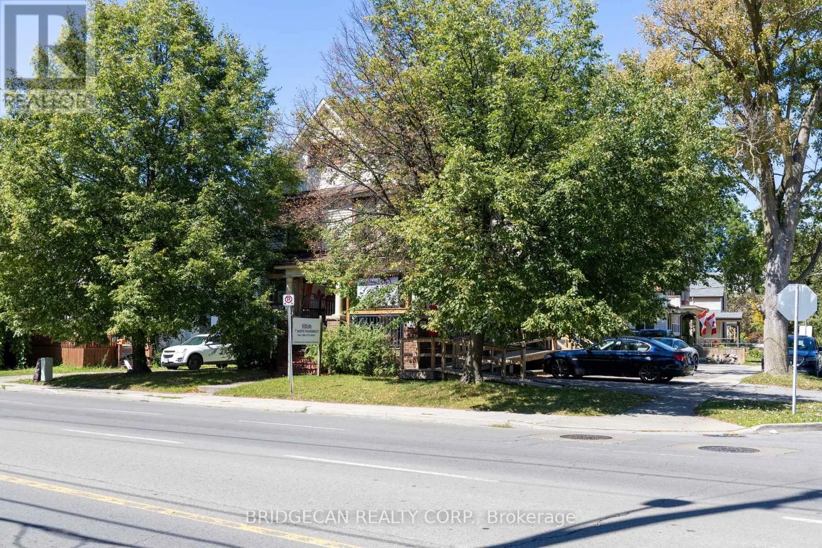 7 WELLAND AVENUE