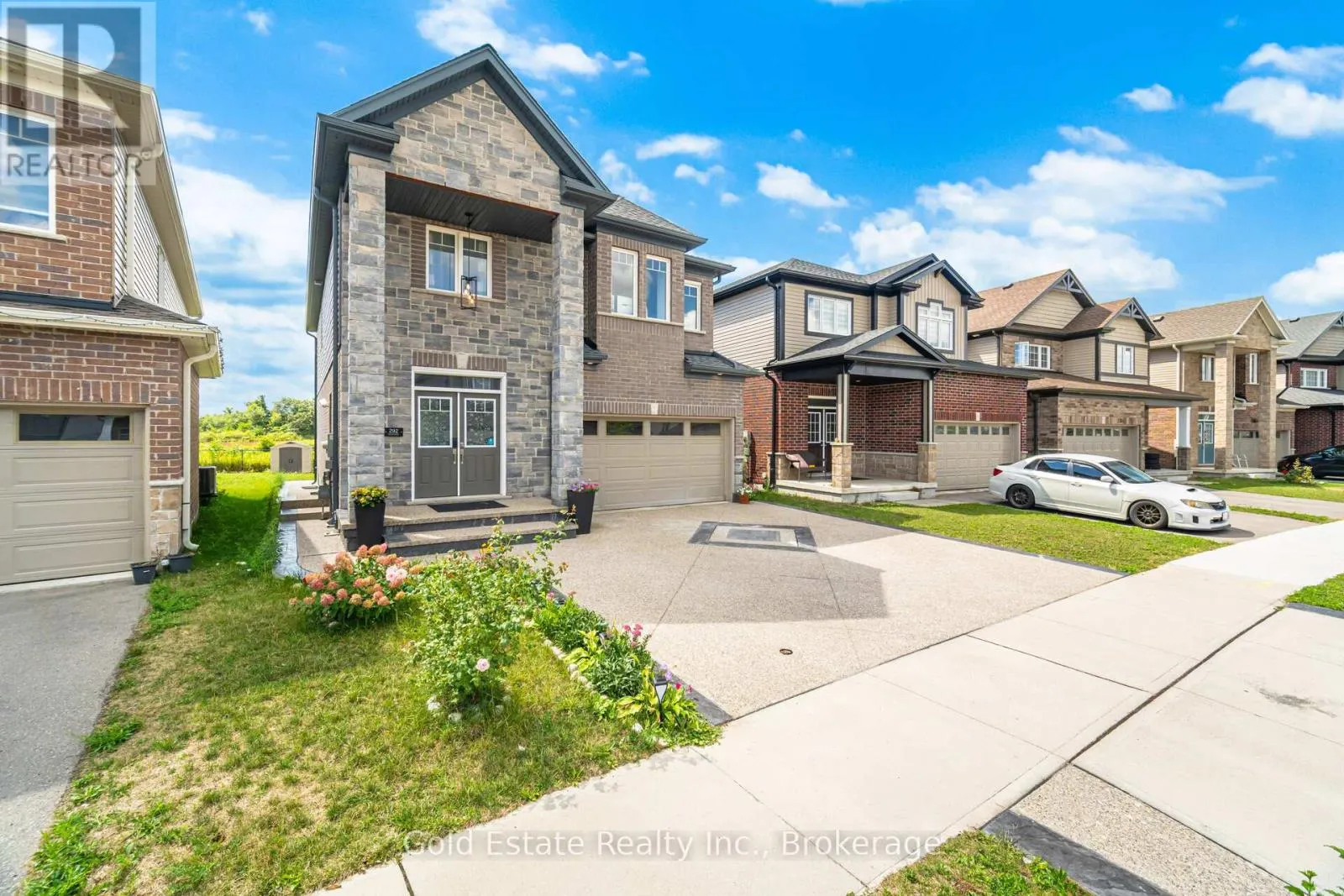 292 FREURE DRIVE