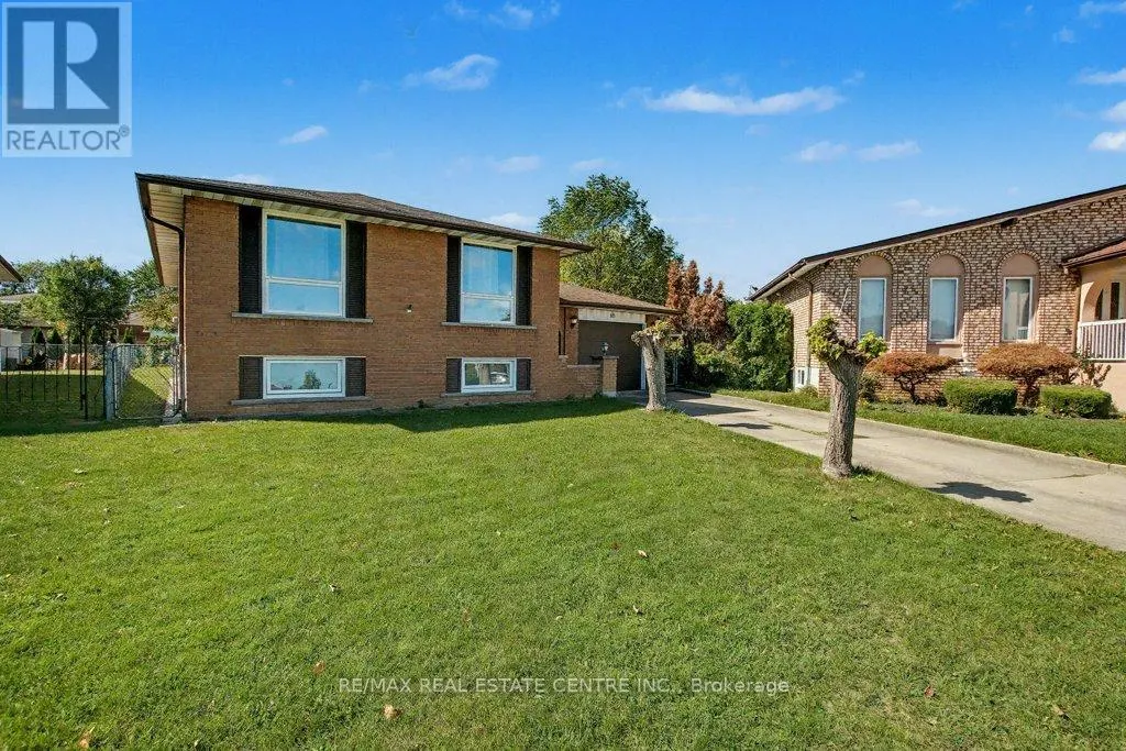 40 TARA COURT