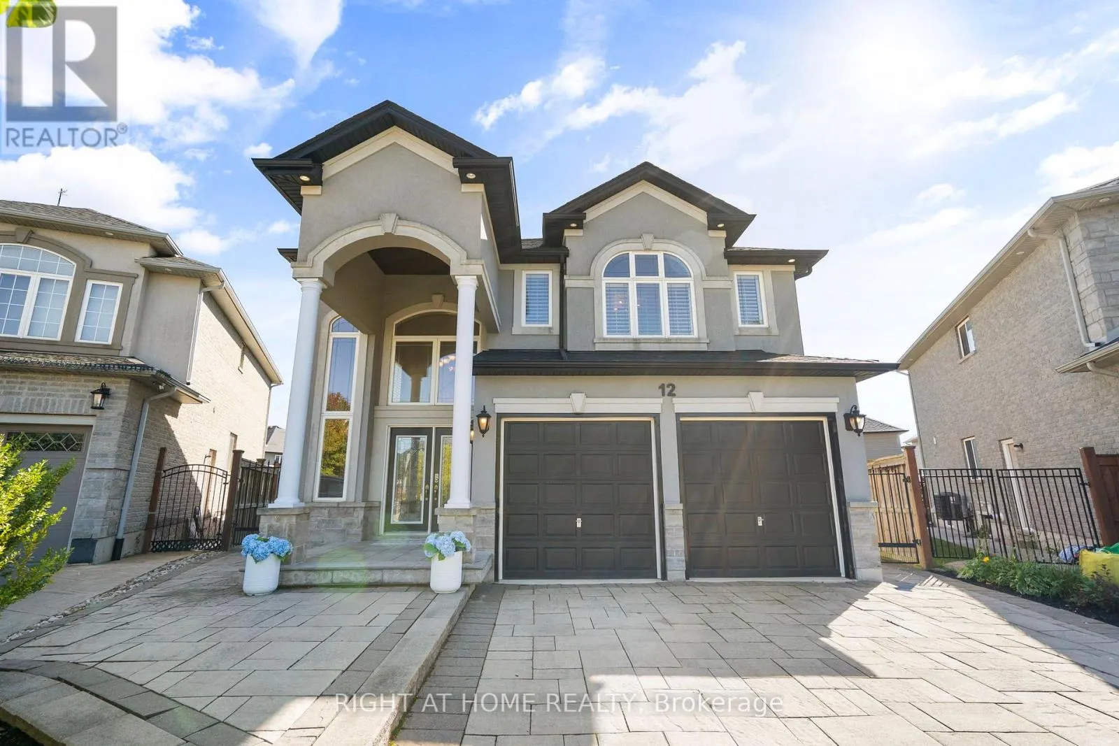 12 DONATELLO COURT