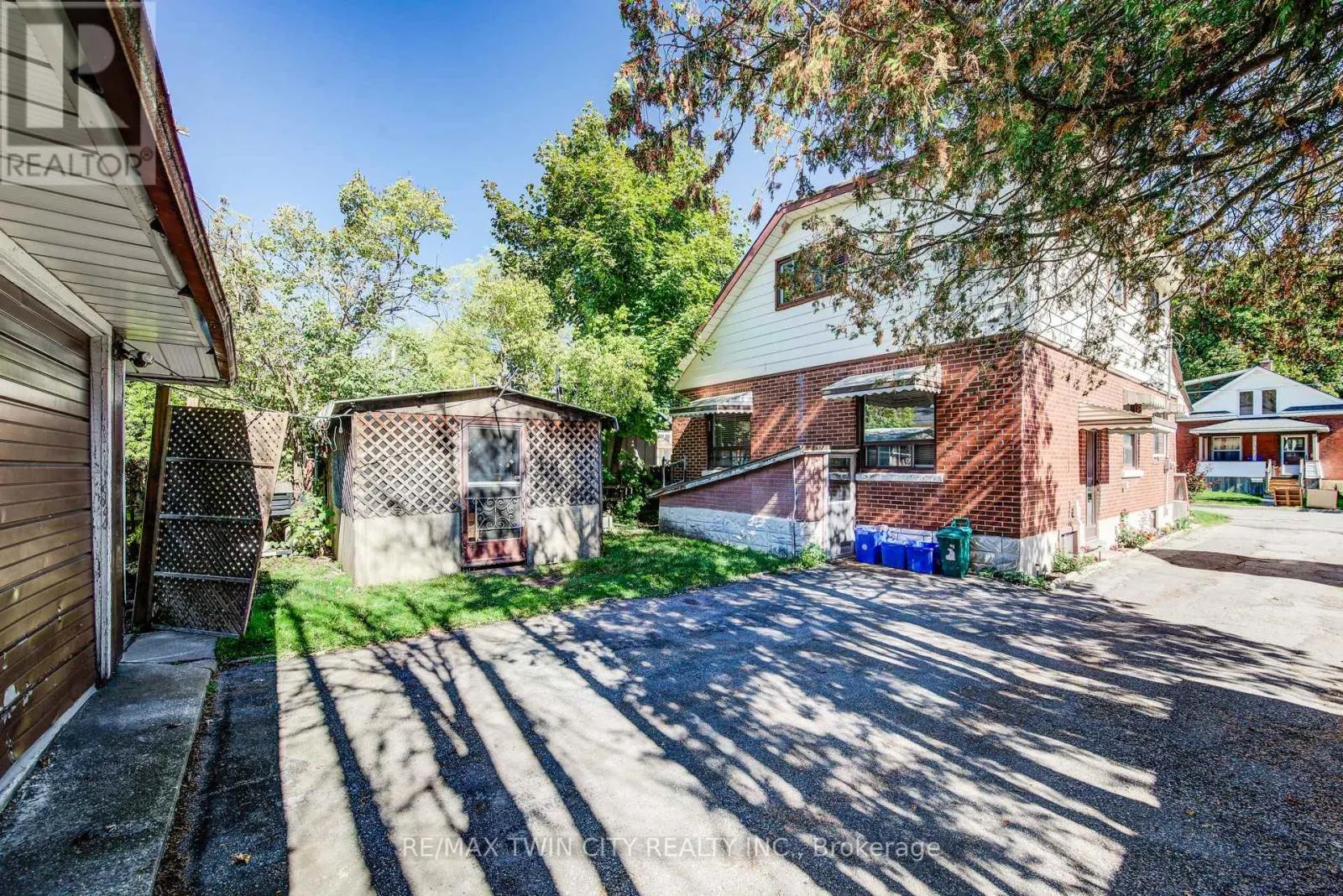 318 MIDDLE STREET