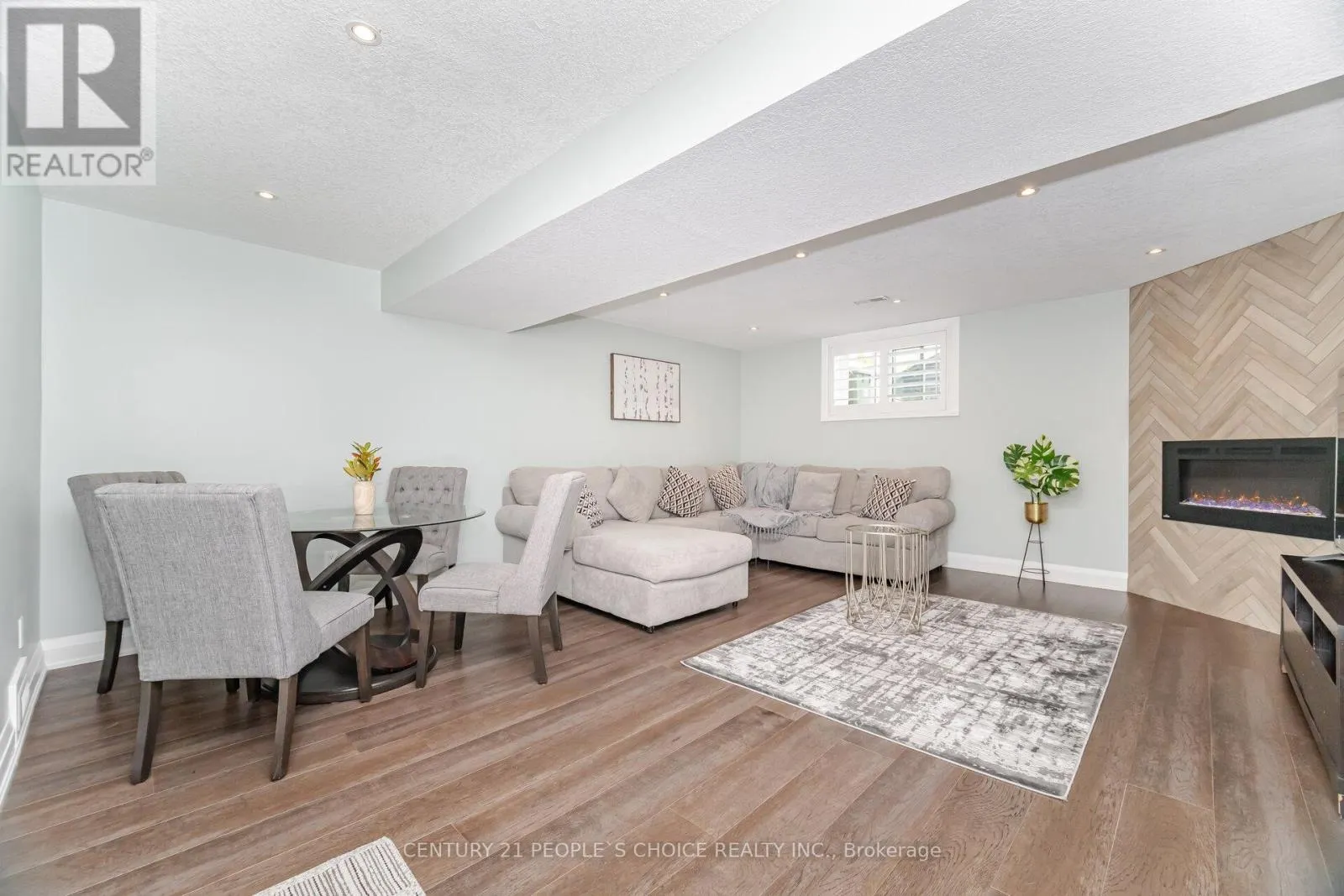 55 VINEBERG DRIVE