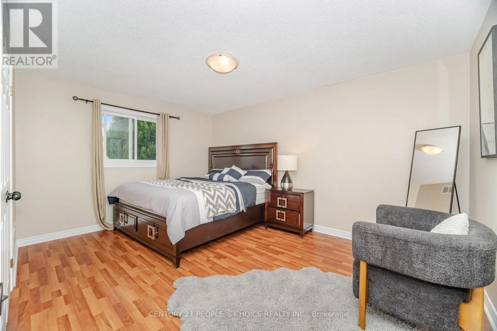 55 VINEBERG DRIVE