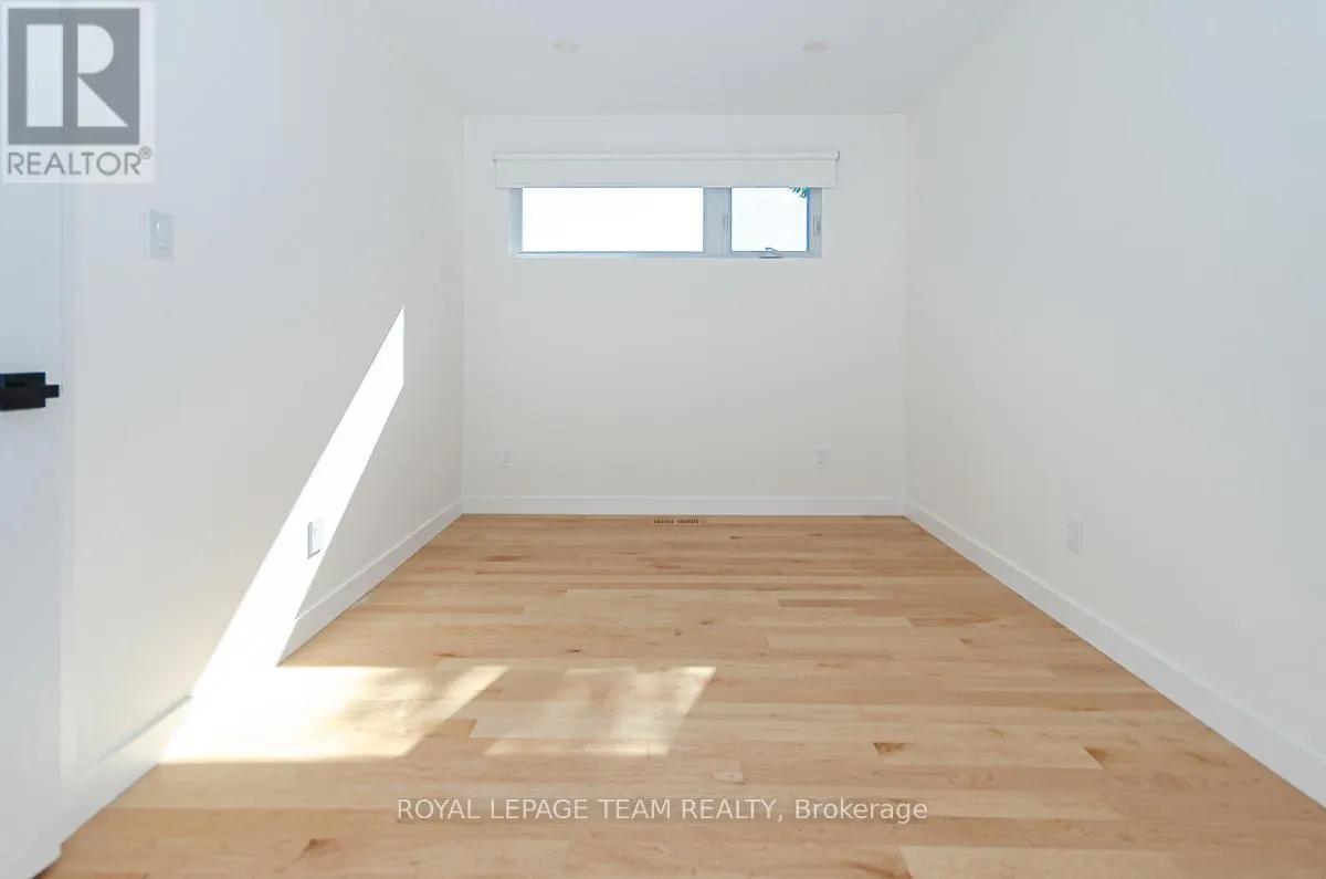 88 HAMILTON AVENUE N