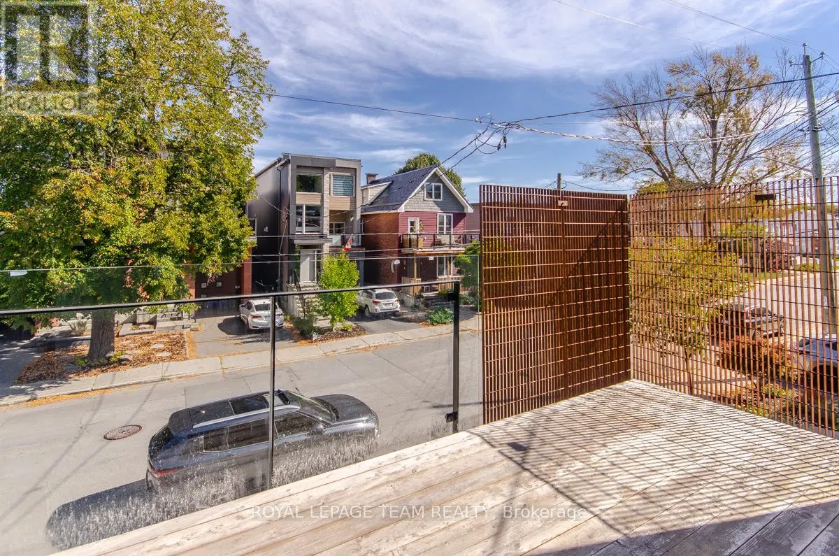 88 HAMILTON AVENUE N