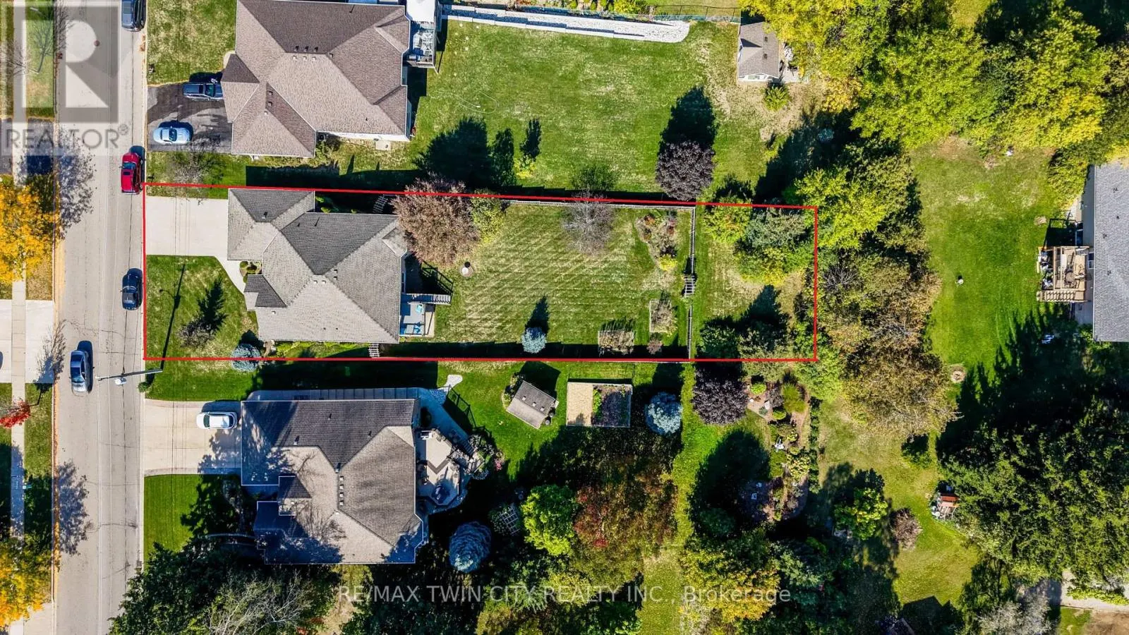 430 CARYNDALE DRIVE