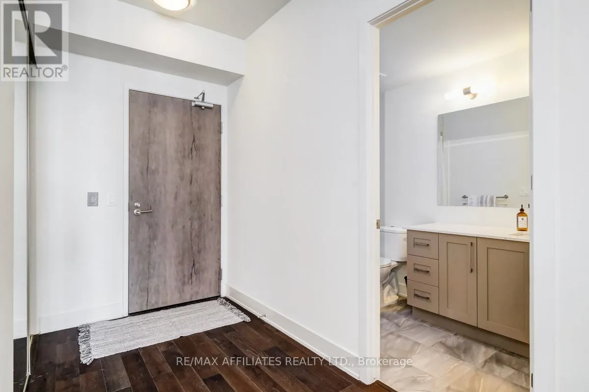 701 - 485 RICHMOND ROAD