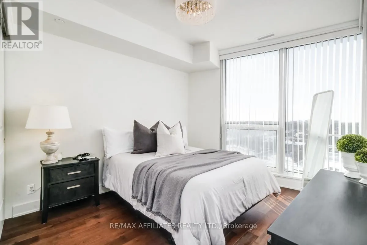 701 - 485 RICHMOND ROAD