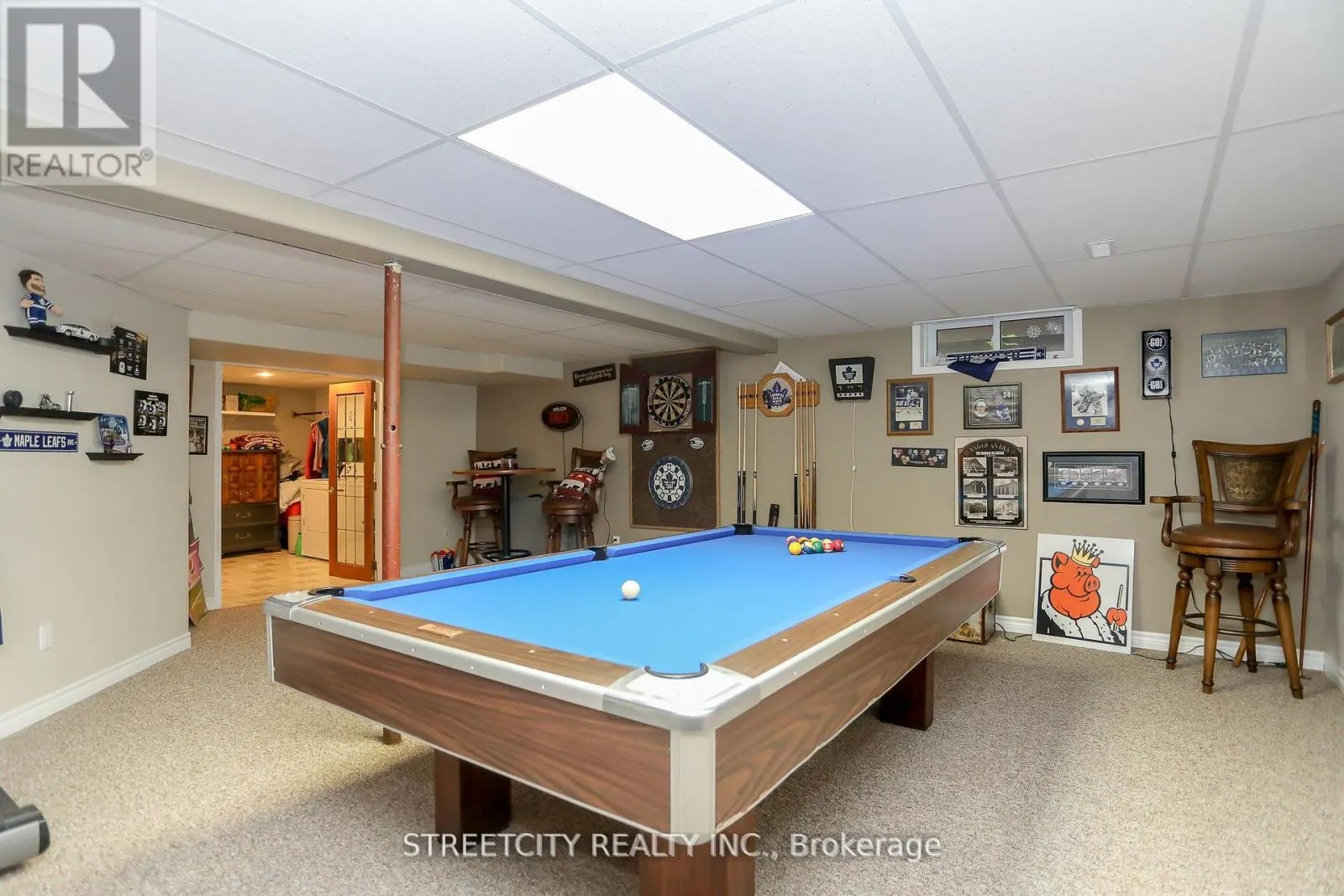9 COTTONWOOD CRESCENT W