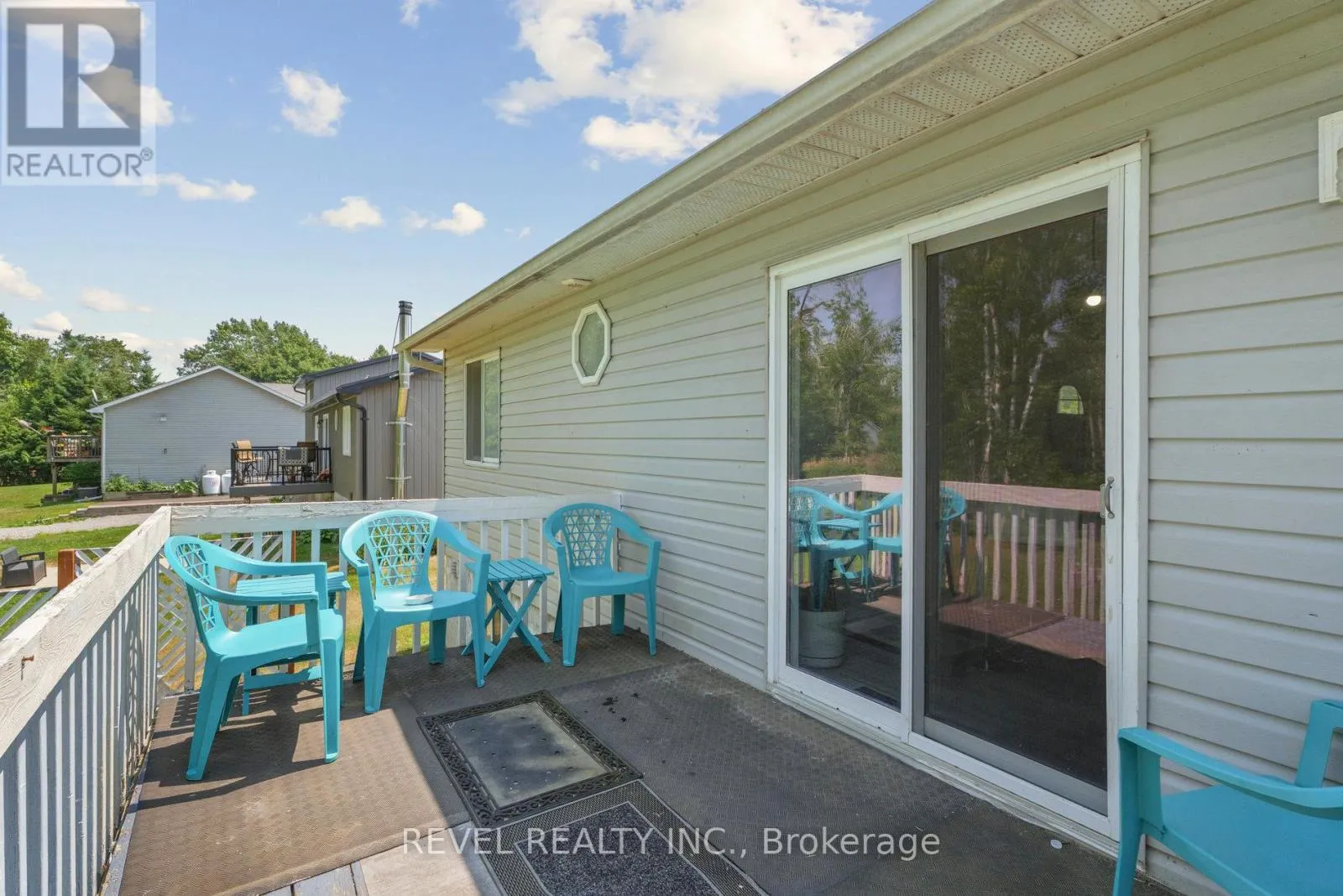 40 GREENWOOD CRESCENT