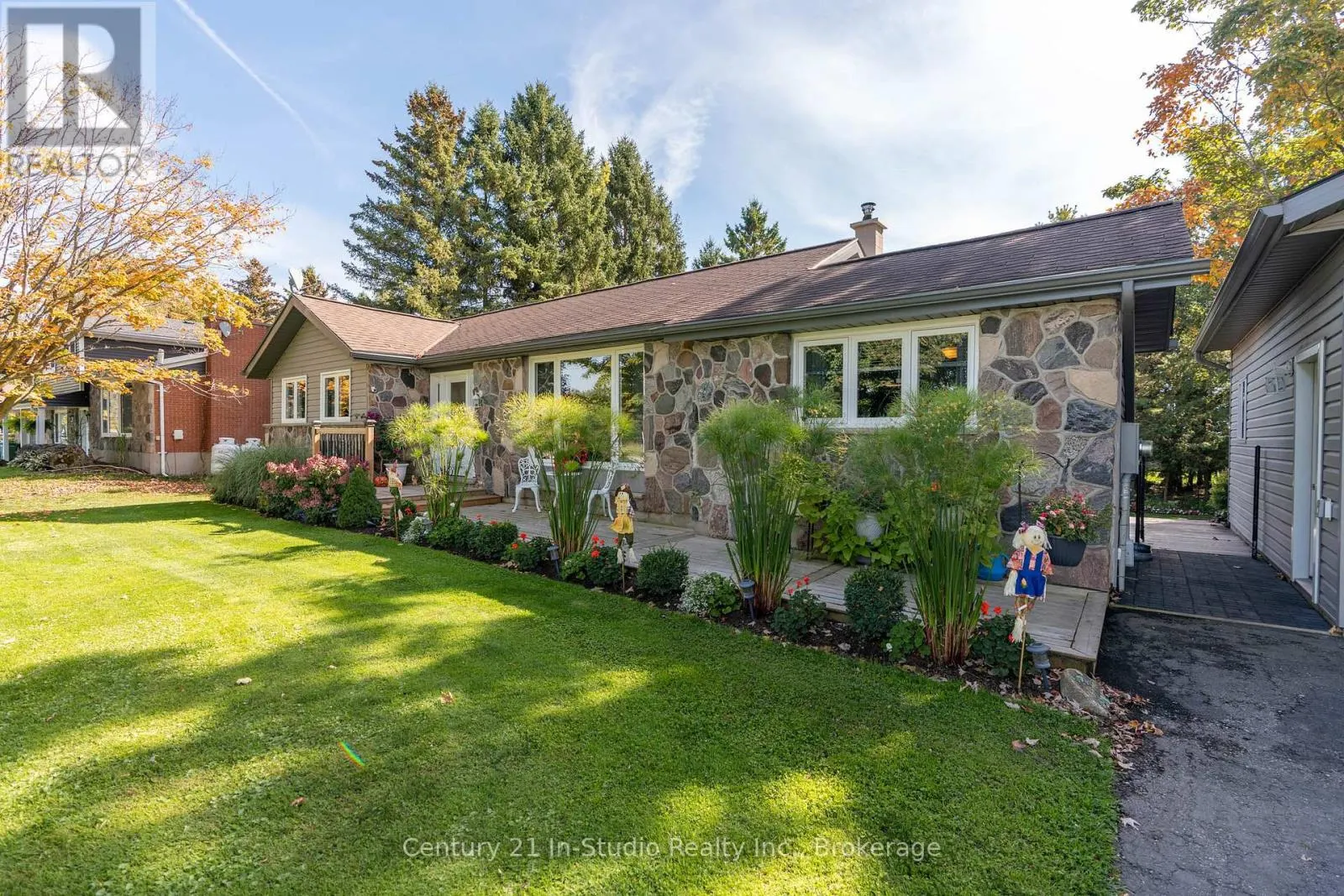 21532 GREY 16 ROAD
