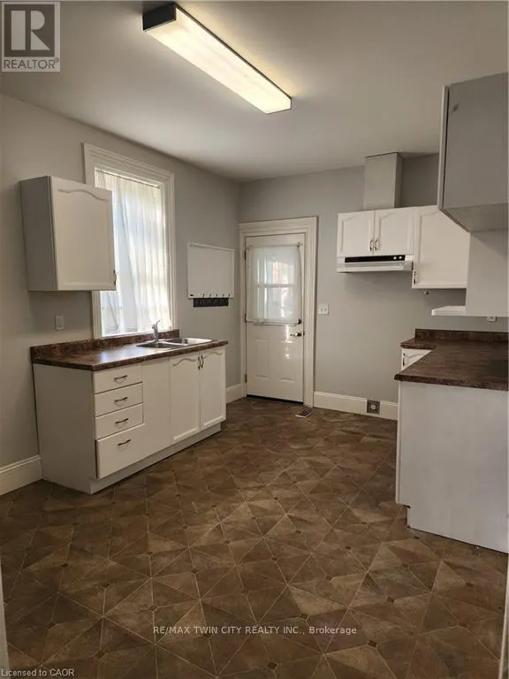 A - 141 LAUREL STREET