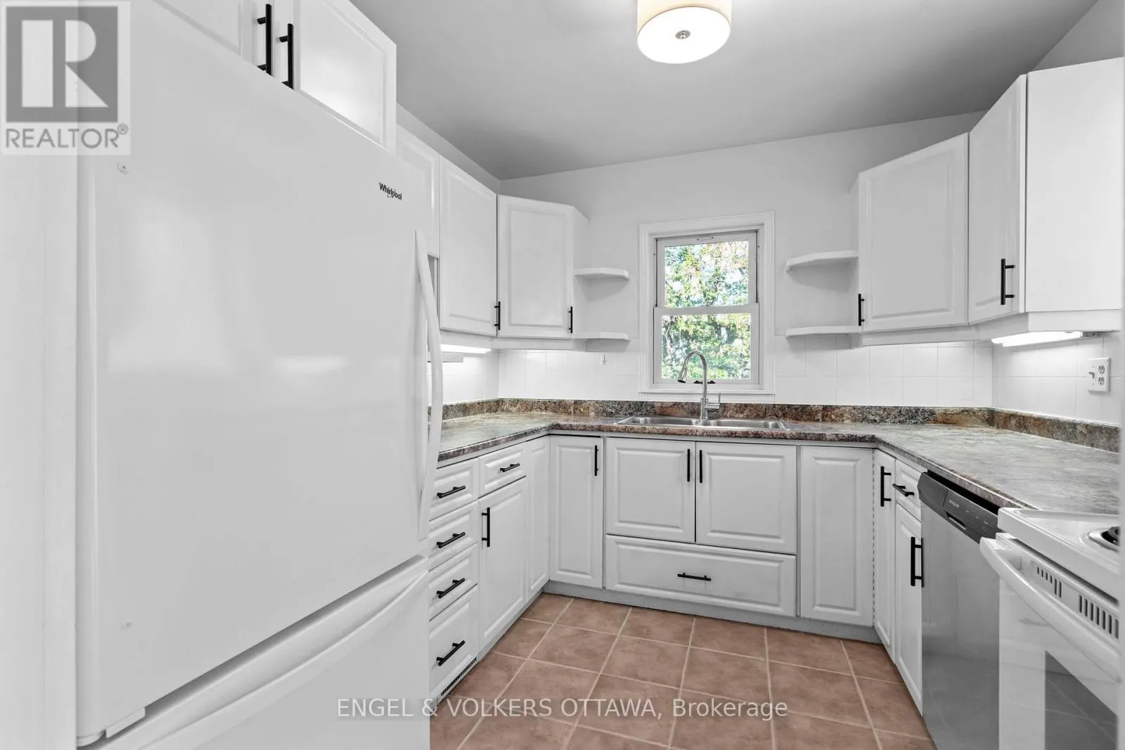329 HAMILTON AVENUE S