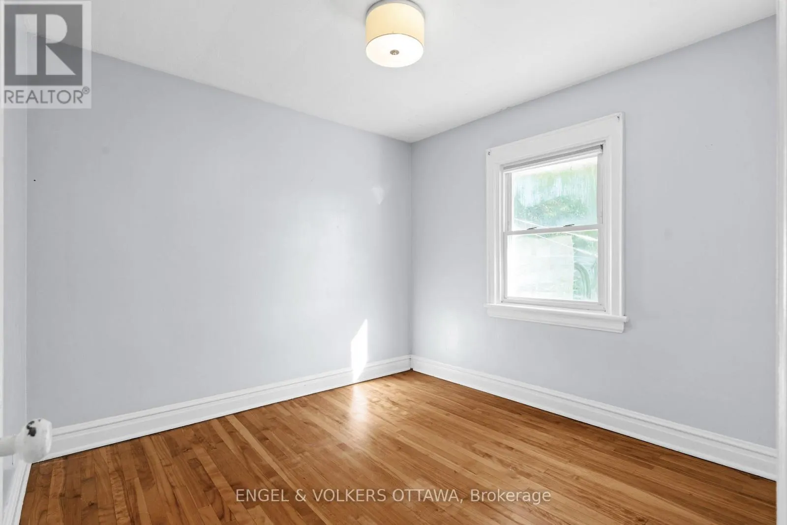 329 HAMILTON AVENUE S