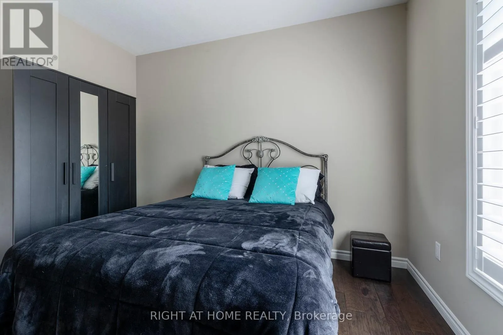 6 BLUENOSE DRIVE