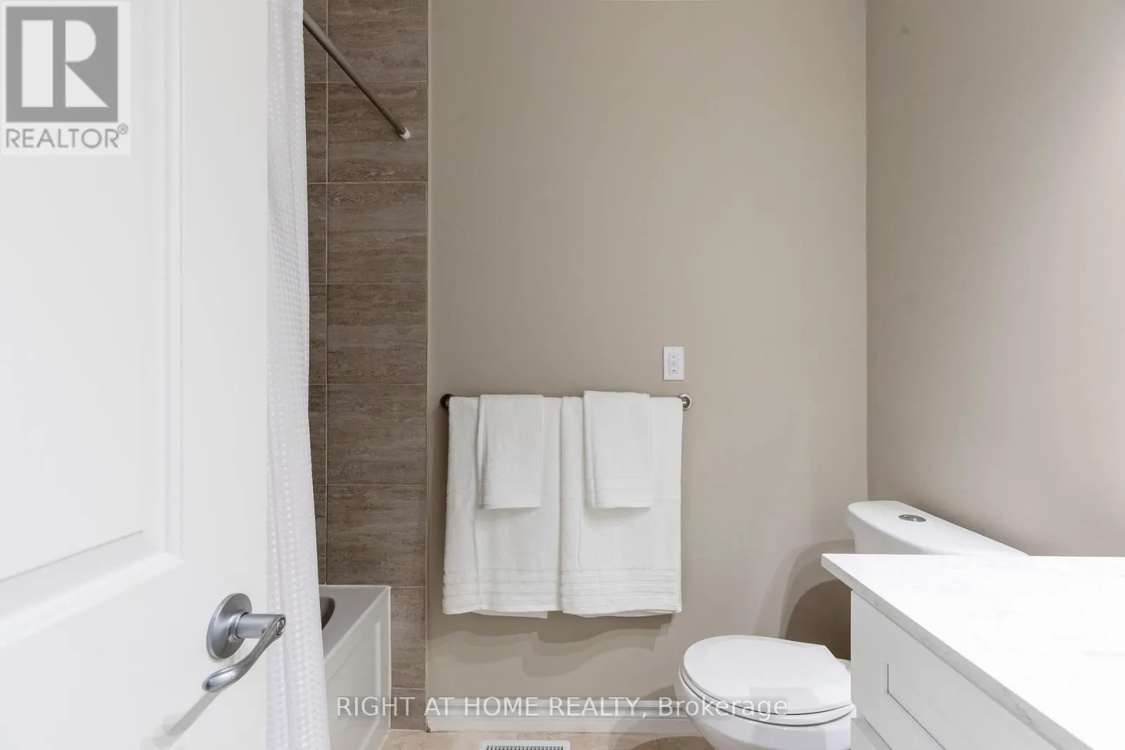 6 BLUENOSE DRIVE