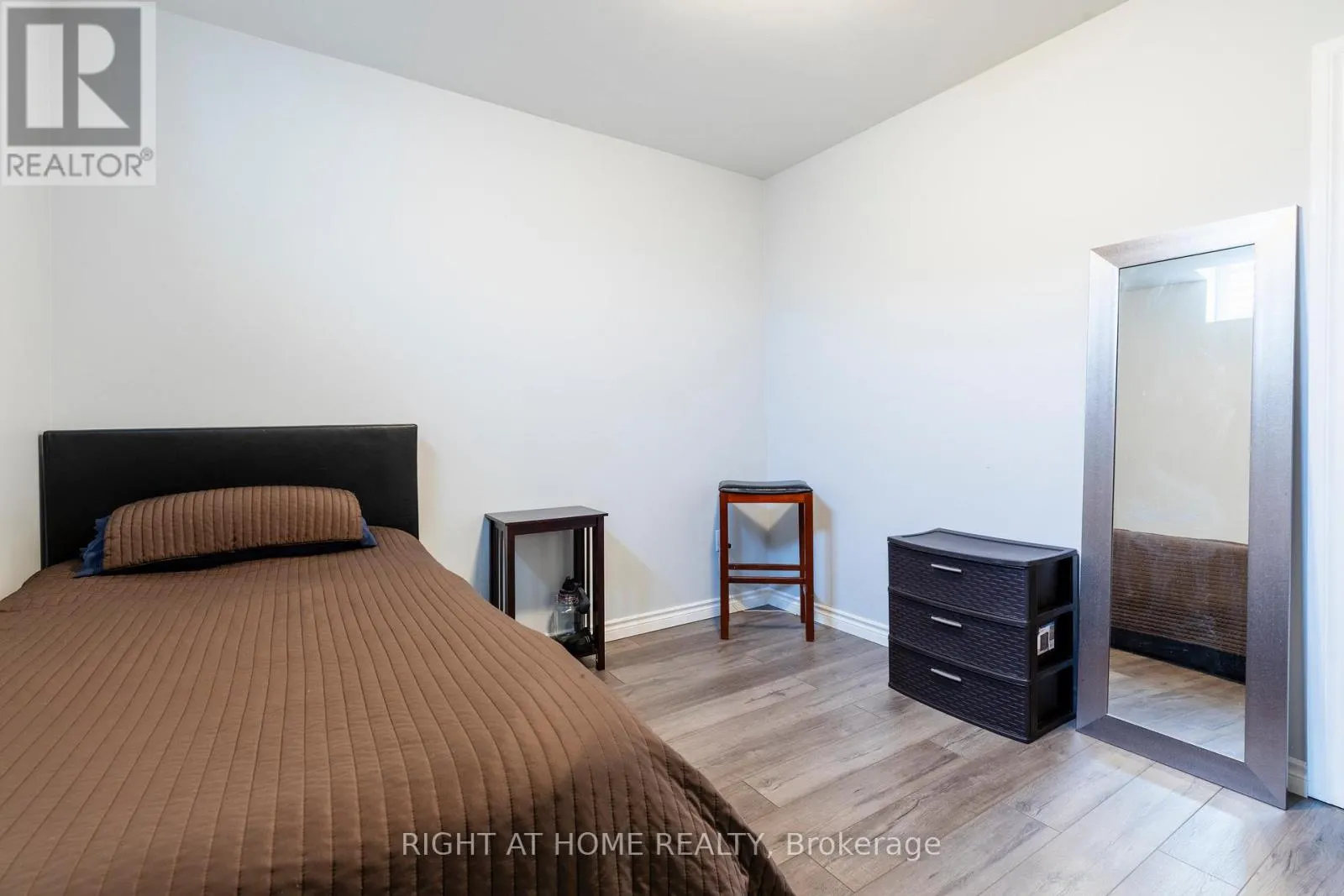 6 BLUENOSE DRIVE