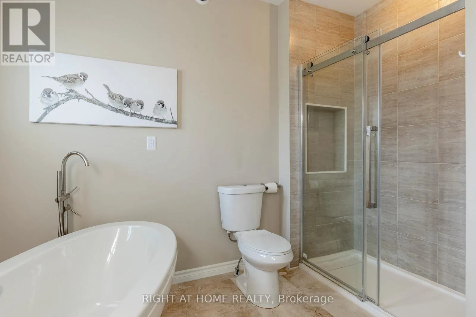 6 BLUENOSE DRIVE