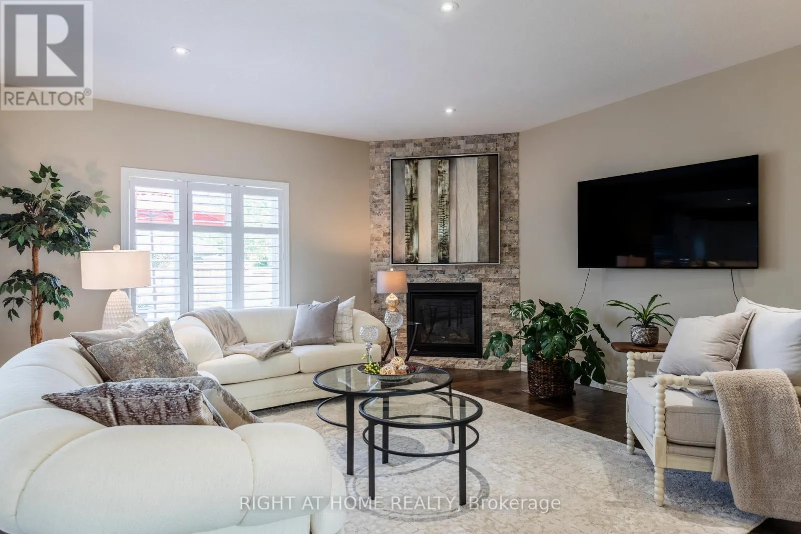 6 BLUENOSE DRIVE