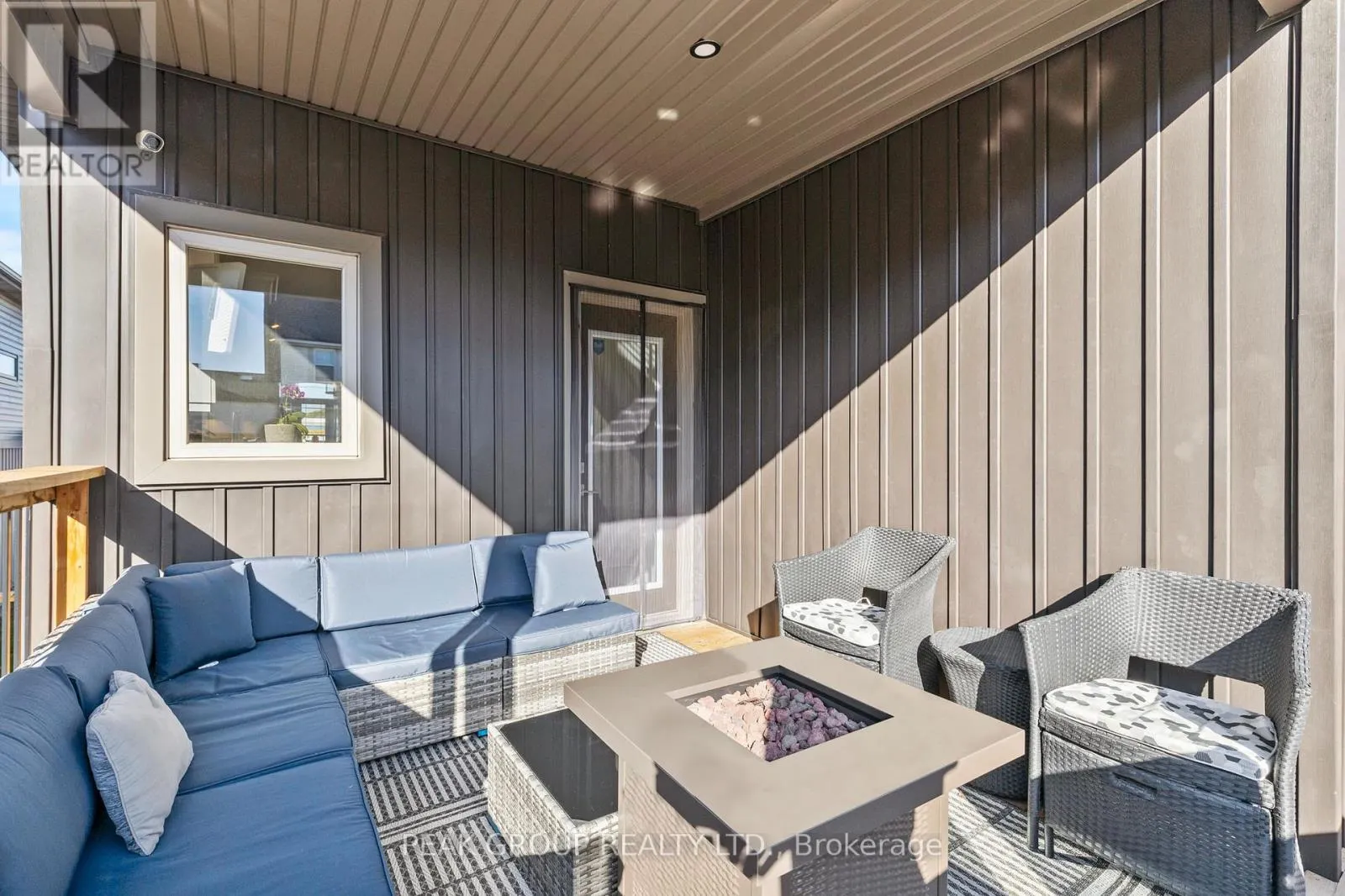 398 AQUEDUCT STREET