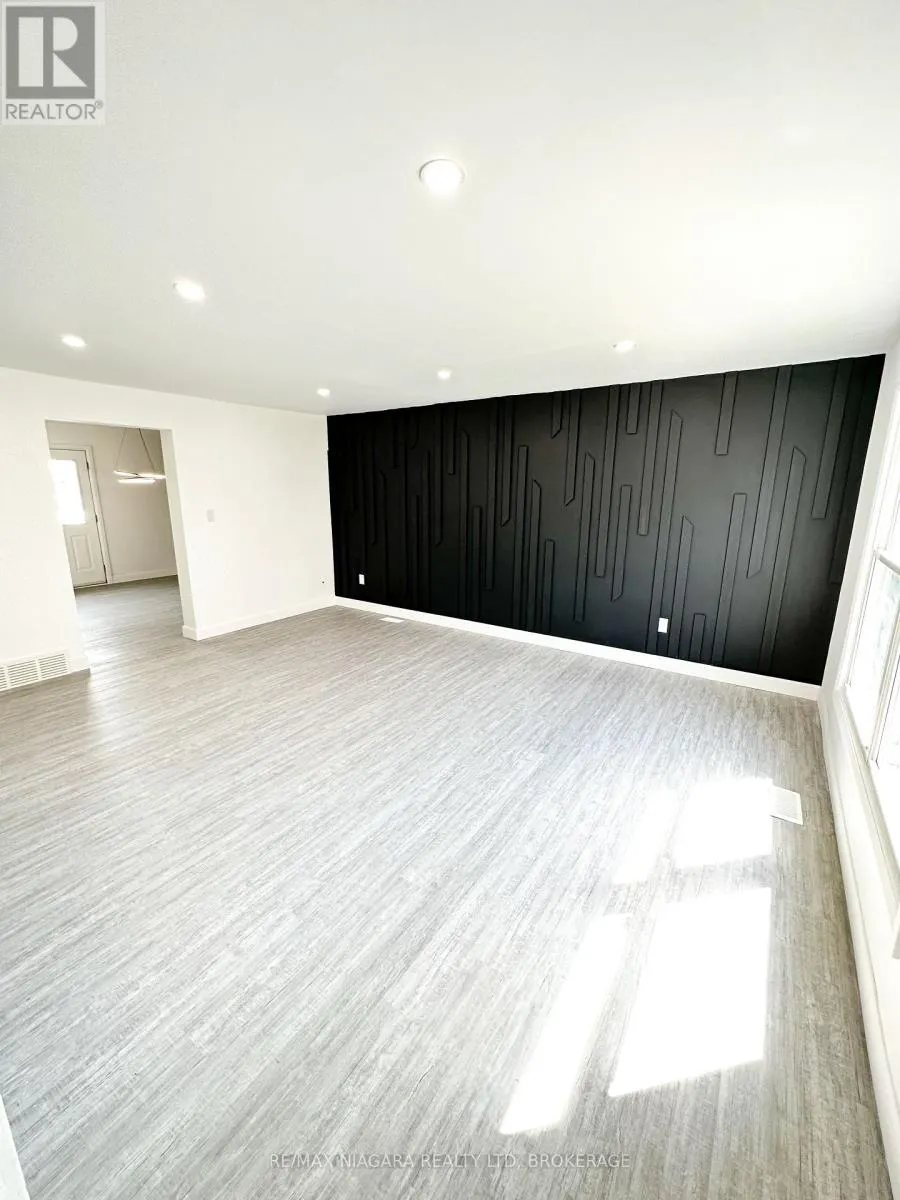 1 - 71 HAGEY AVENUE, #1