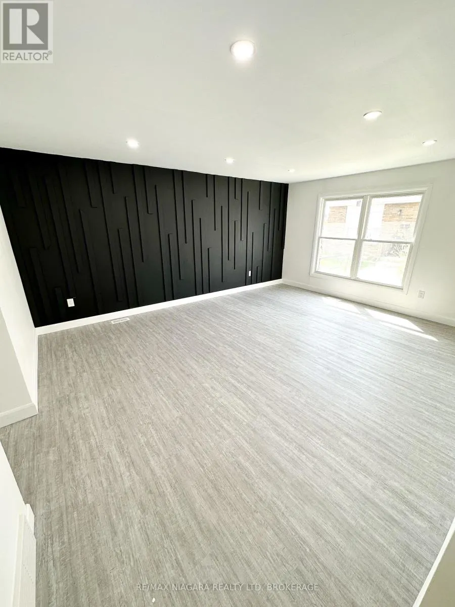 1 - 71 HAGEY AVENUE, #1