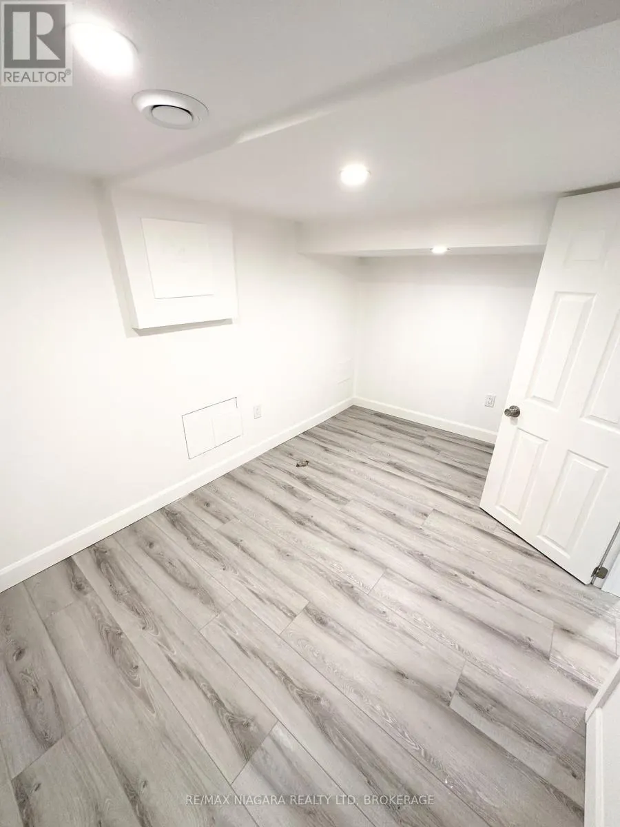 1 - 71 HAGEY AVENUE, #1
