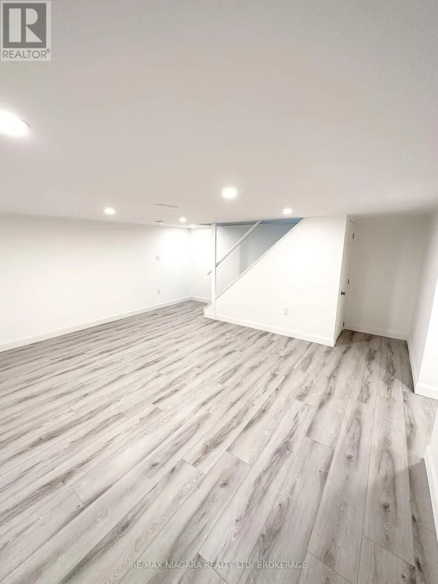 1 - 71 HAGEY AVENUE, #1