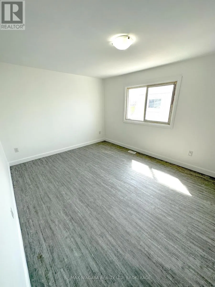 1 - 71 HAGEY AVENUE, #1