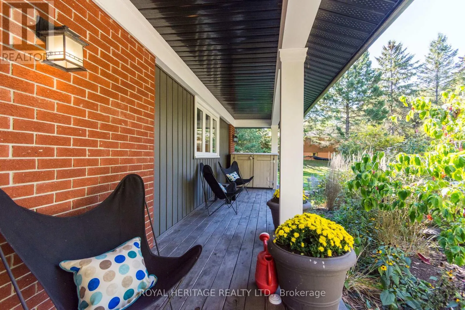 32 MALLORY ROAD