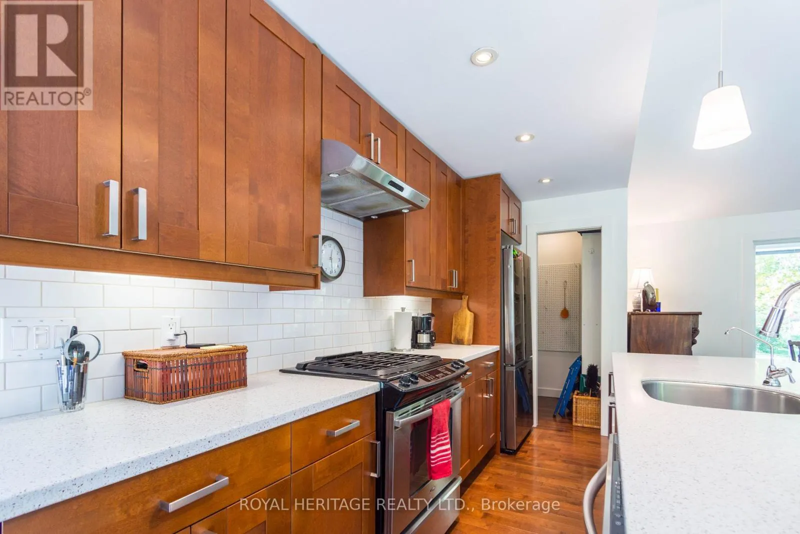 32 MALLORY ROAD