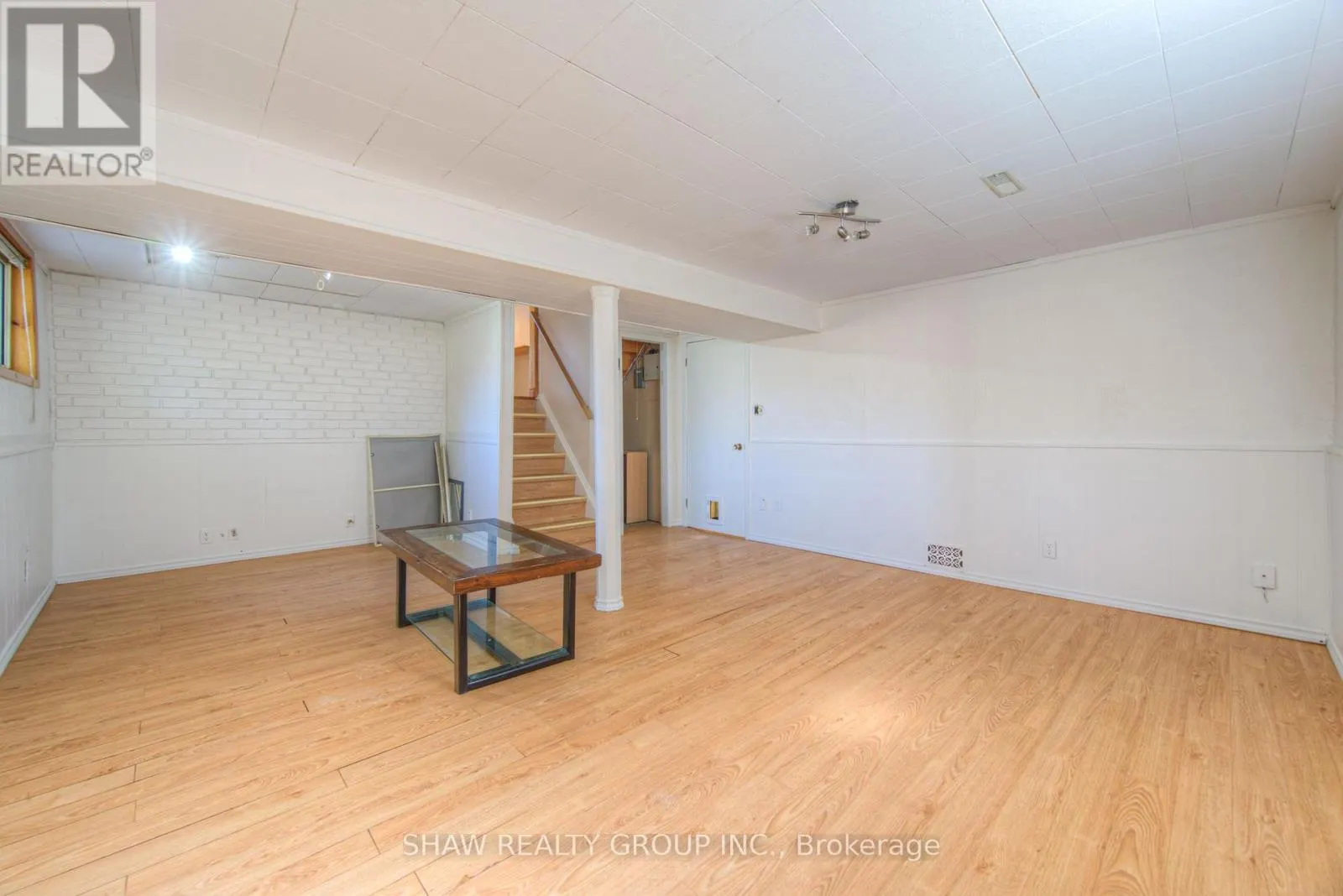69 BISMARK DRIVE