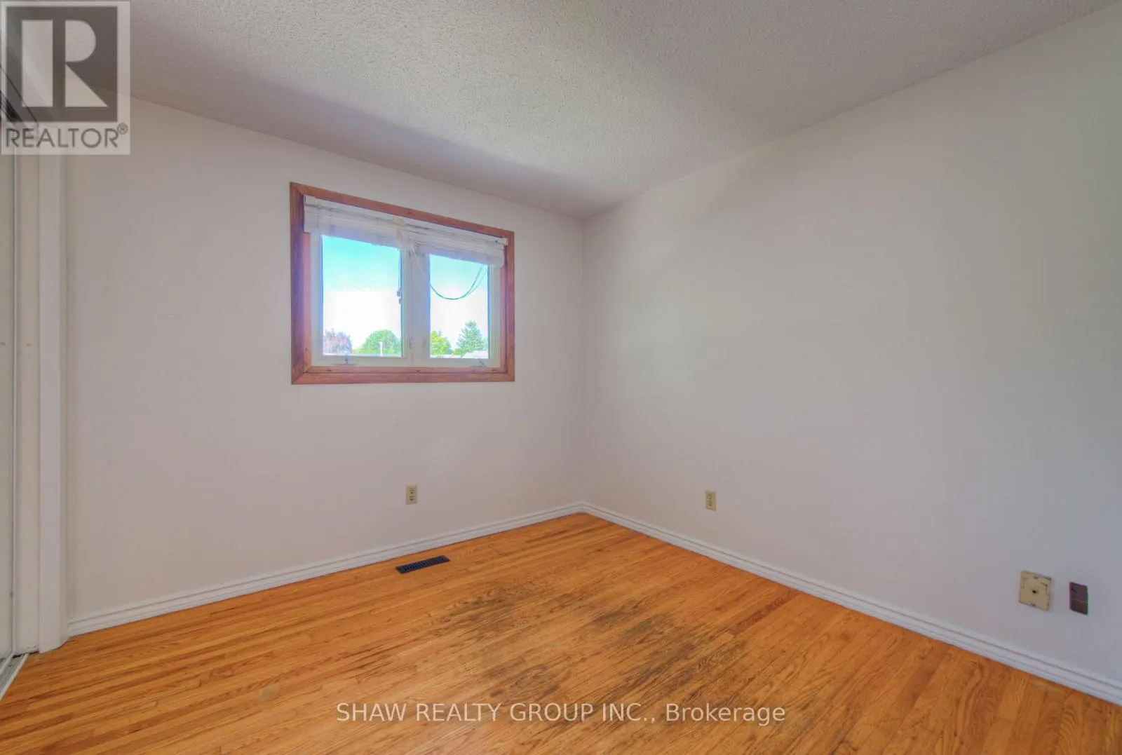 69 BISMARK DRIVE