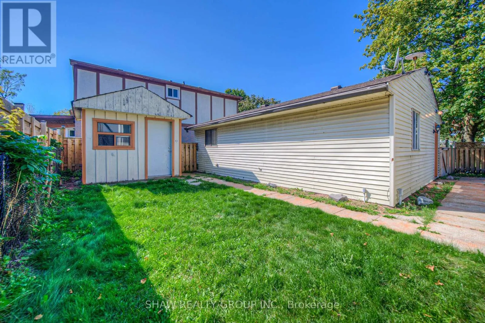 69 BISMARK DRIVE