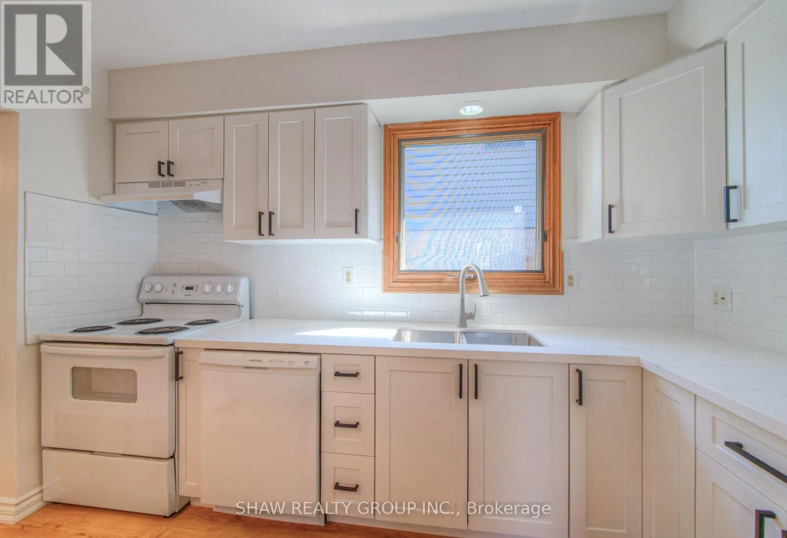 69 BISMARK DRIVE