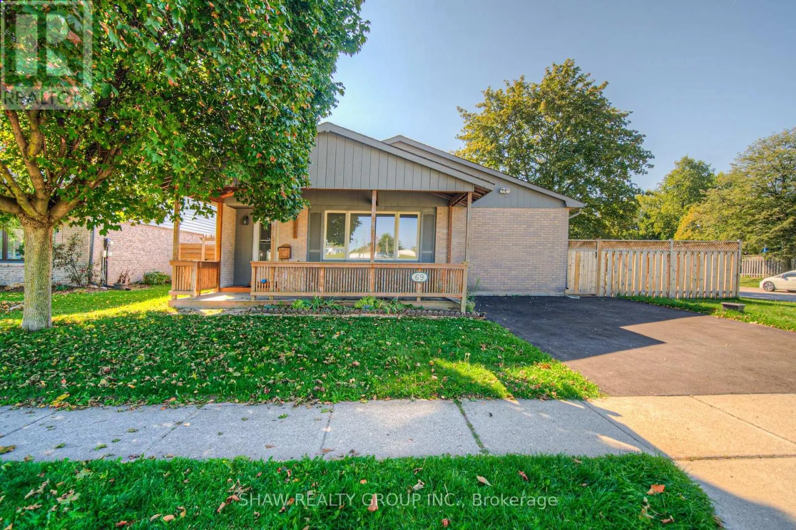 69 BISMARK DRIVE