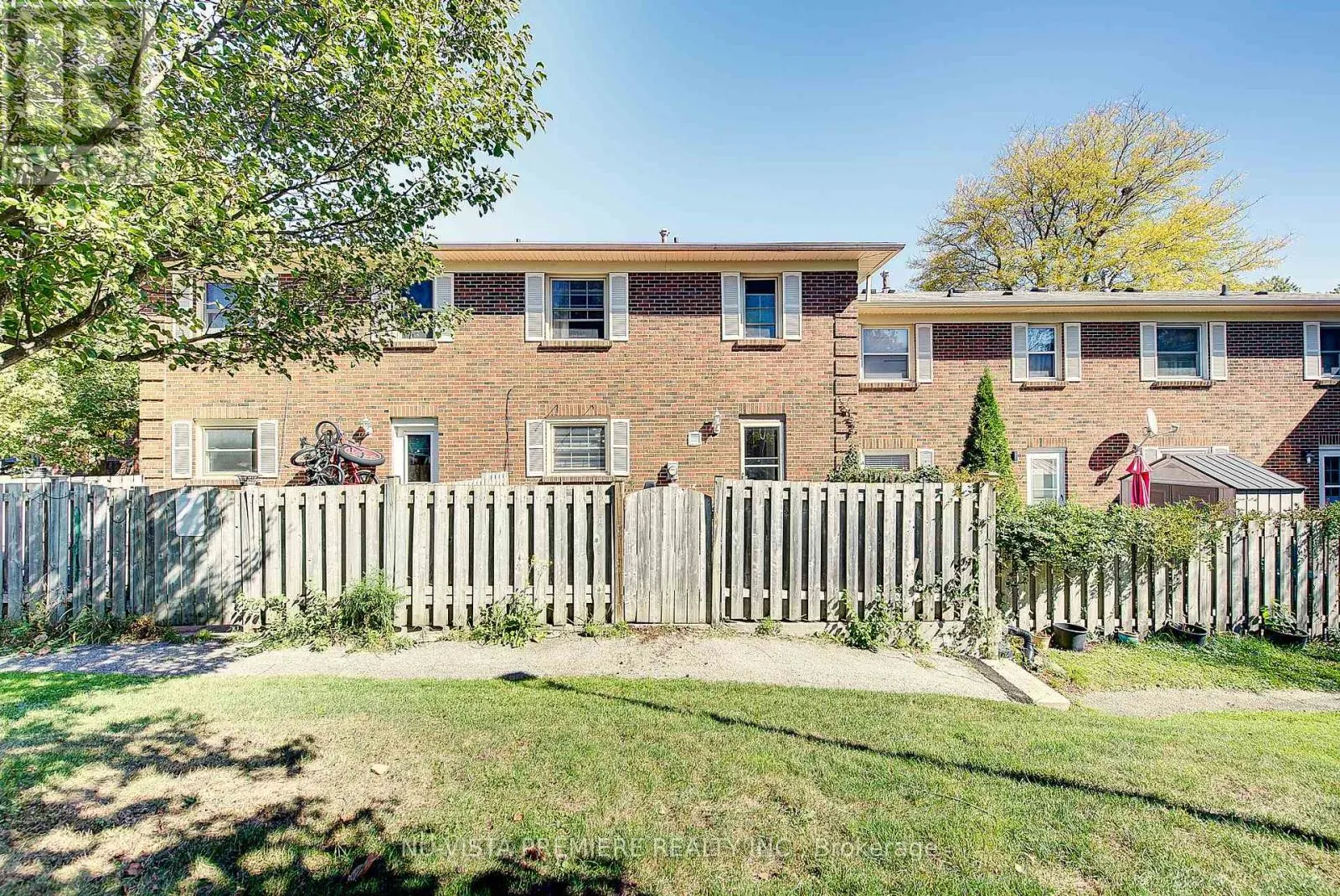 374 HOMESTEAD COURT