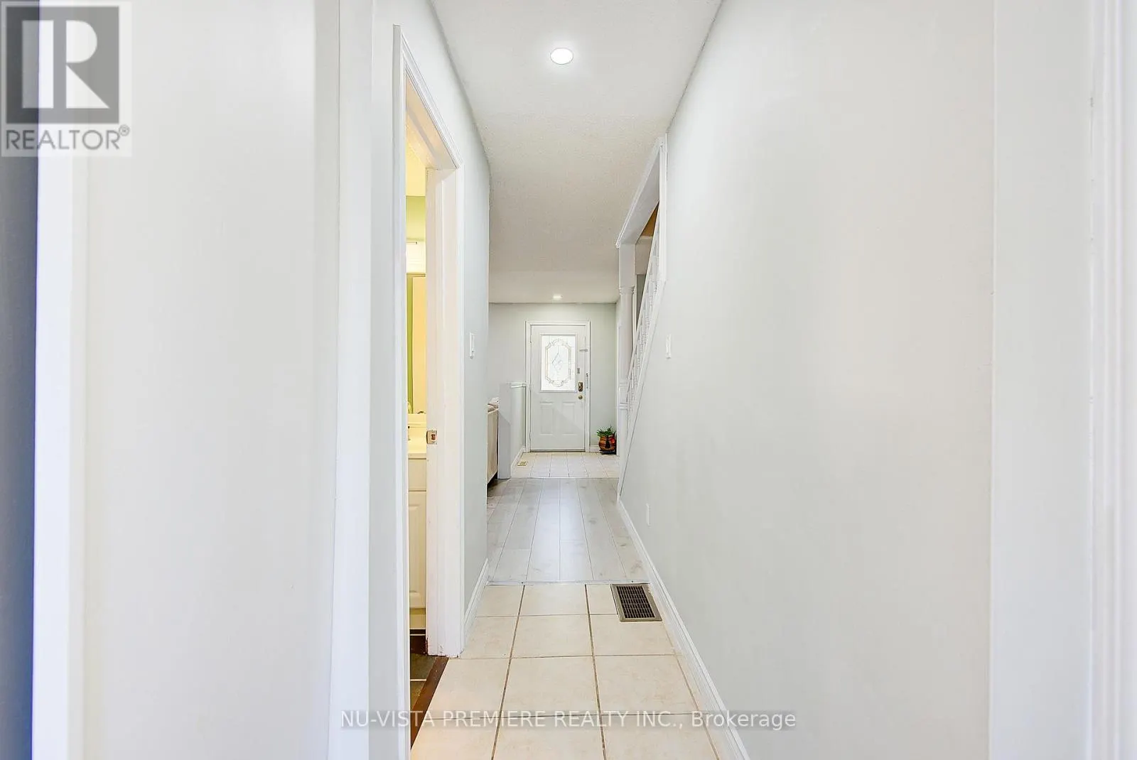 374 HOMESTEAD COURT