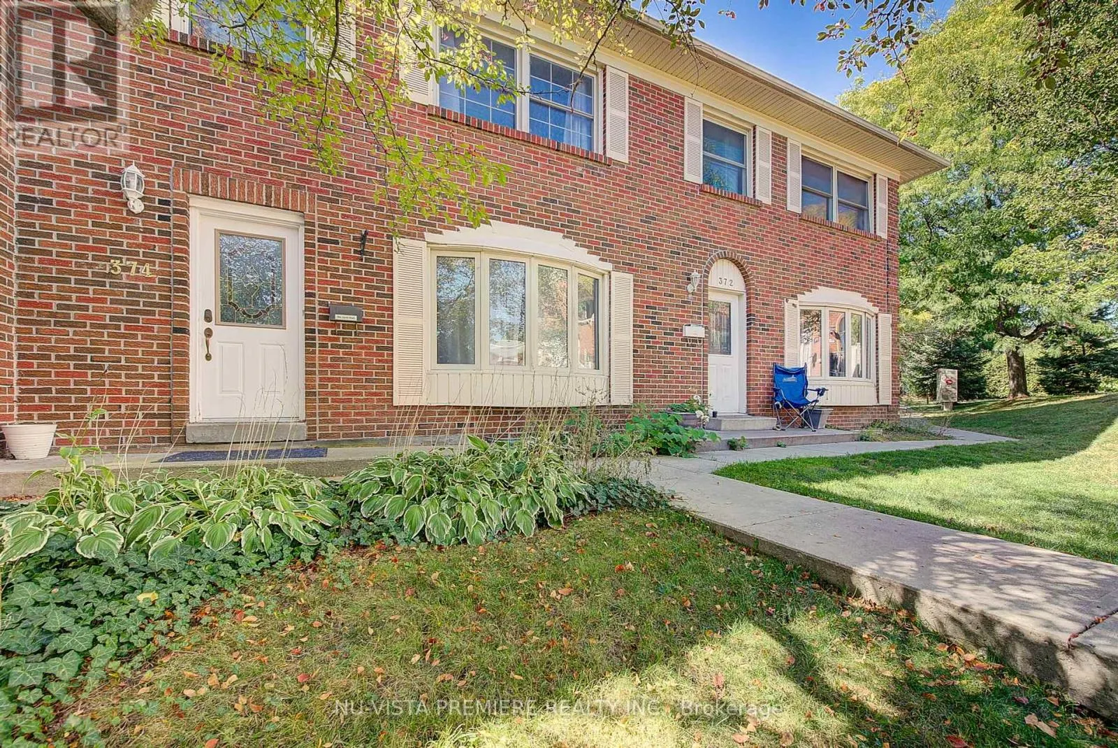 374 HOMESTEAD COURT