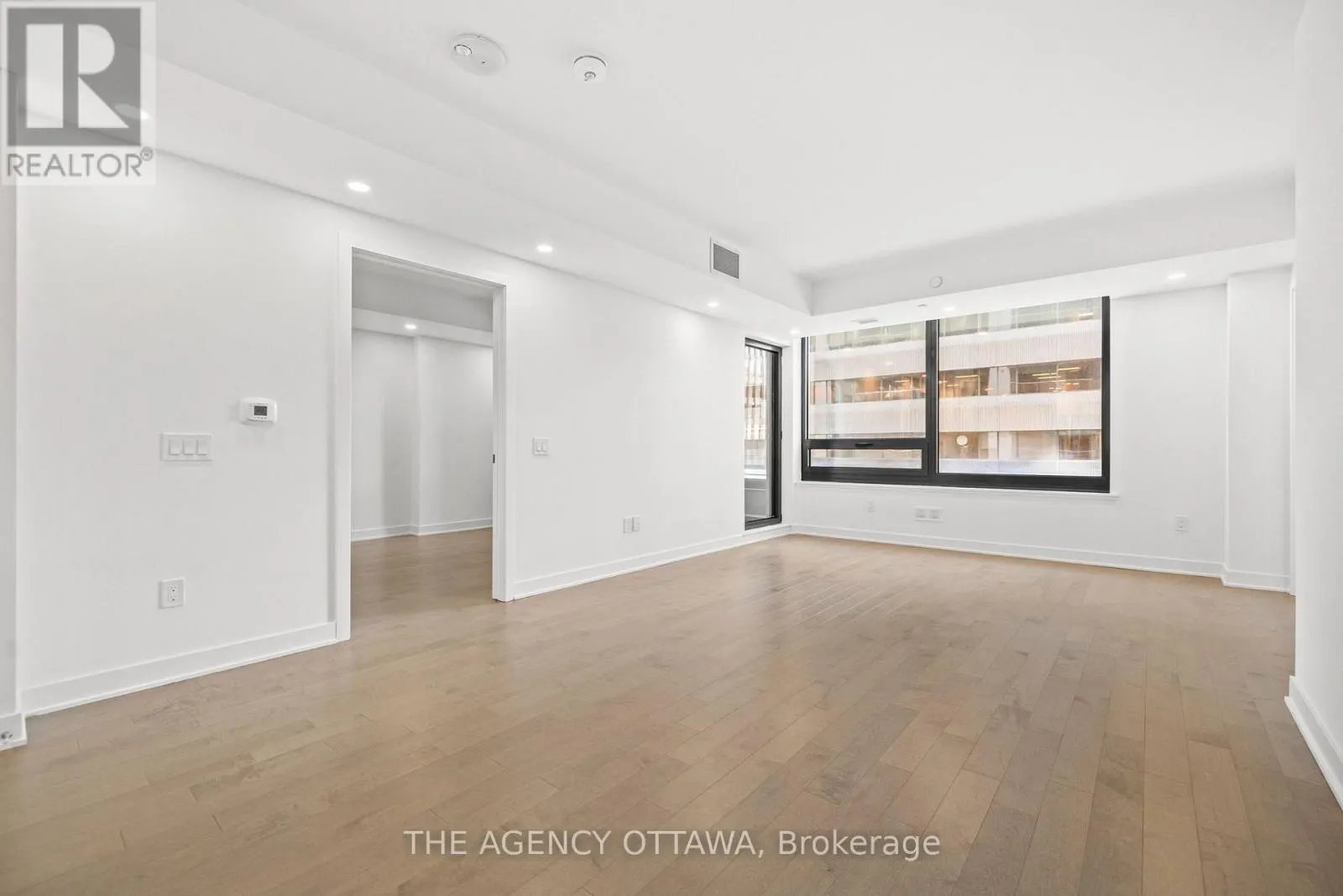 305 - 340 QUEEN STREET