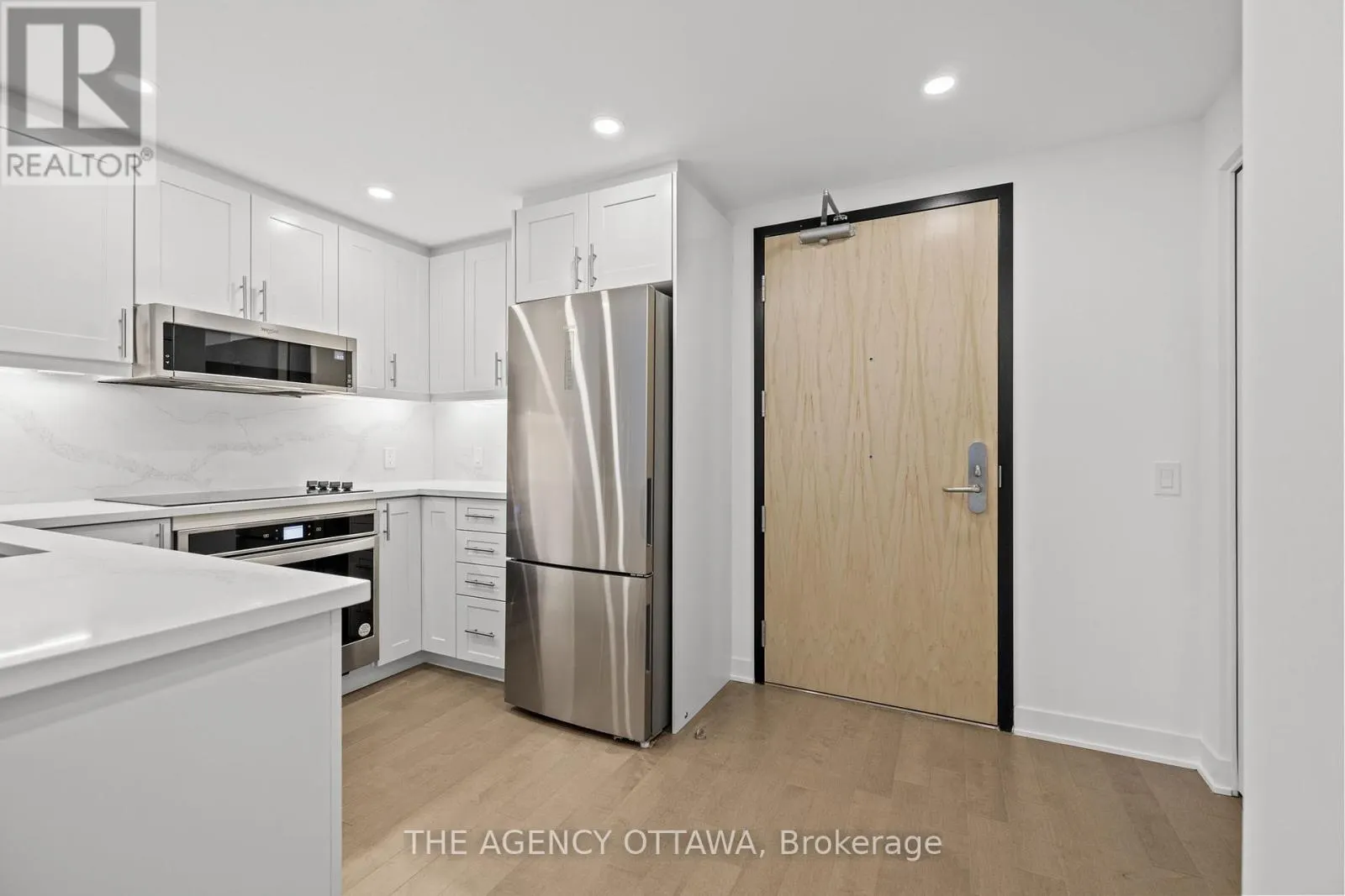 305 - 340 QUEEN STREET