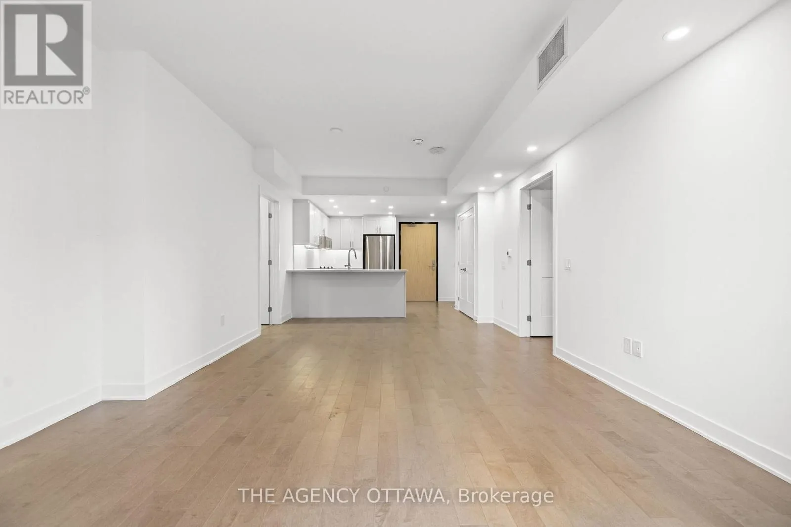 305 - 340 QUEEN STREET