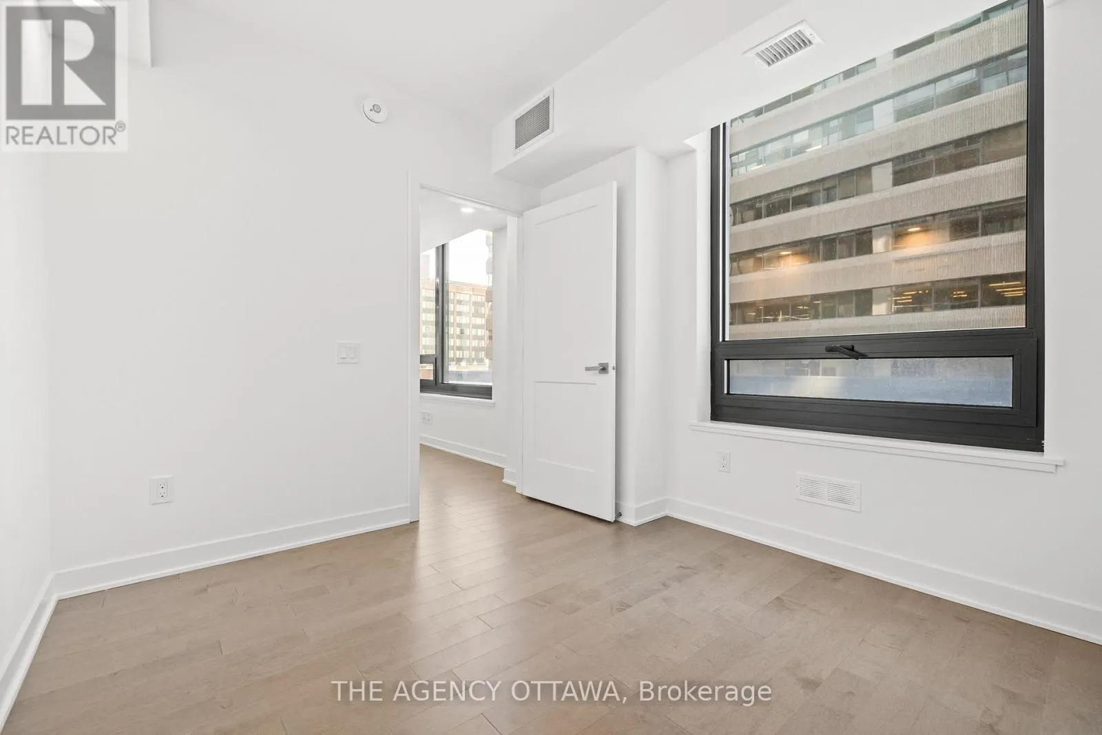 305 - 340 QUEEN STREET