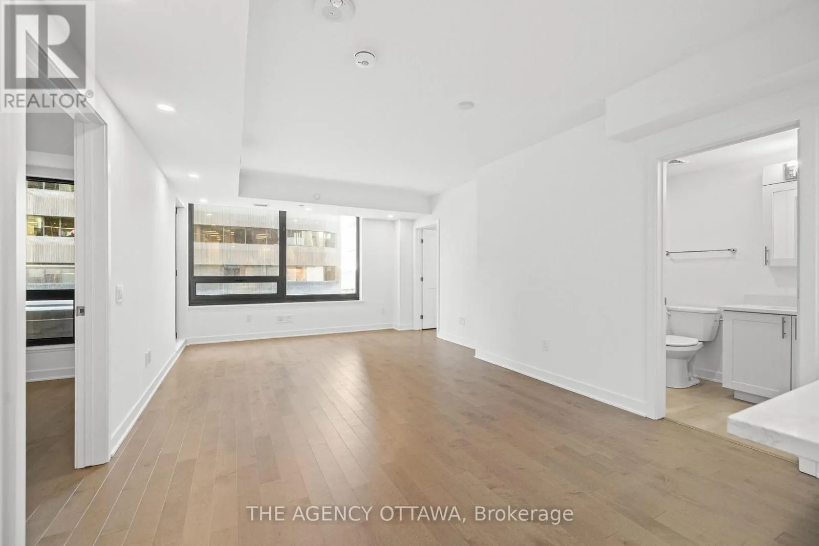 305 - 340 QUEEN STREET