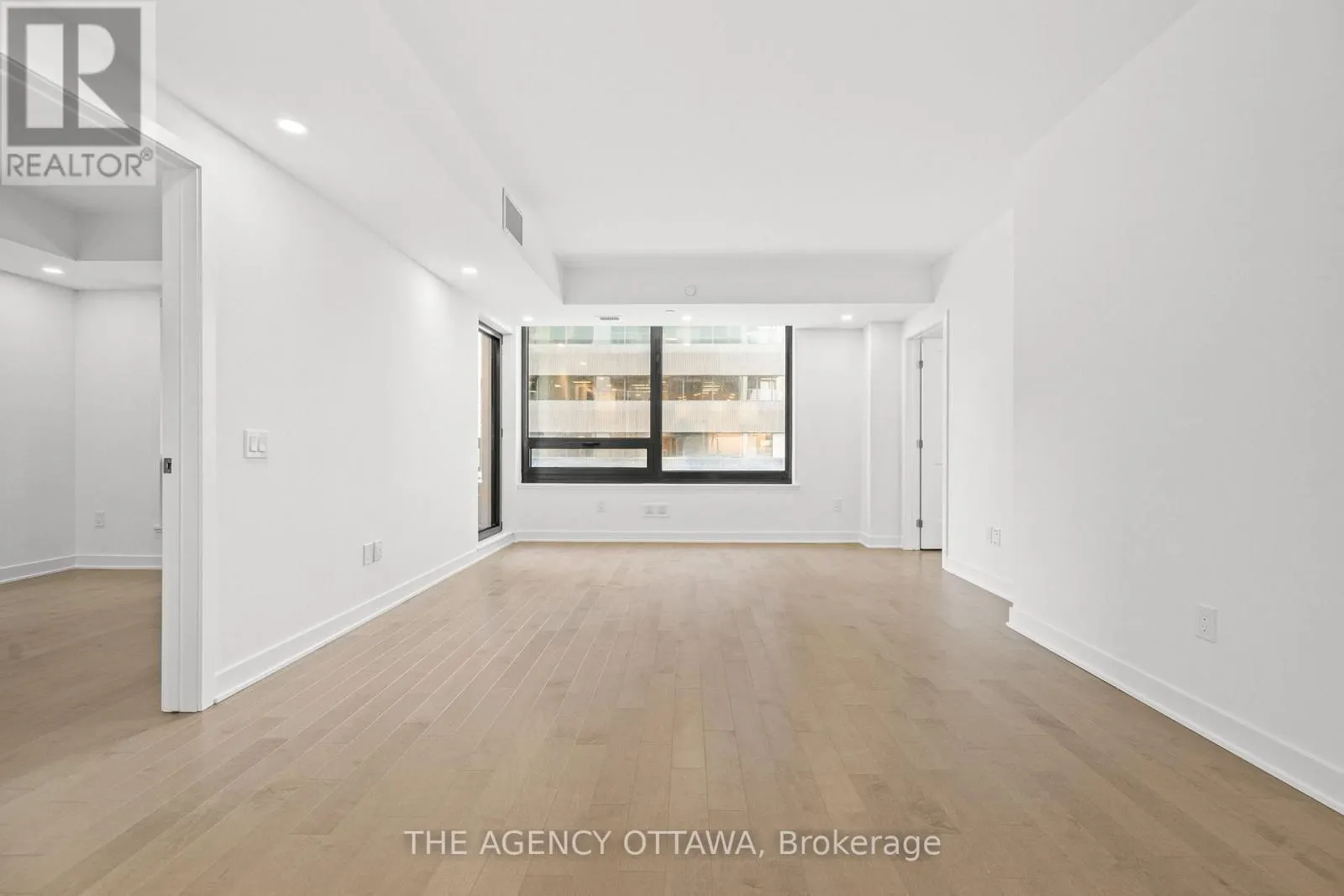 305 - 340 QUEEN STREET