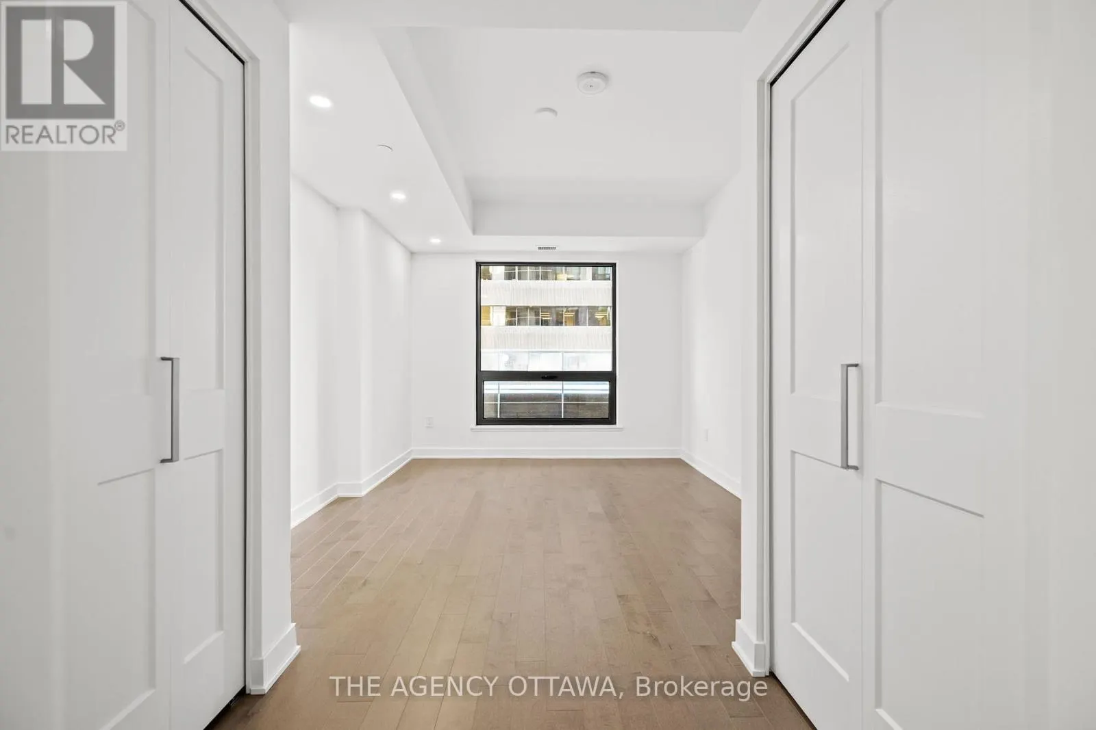 305 - 340 QUEEN STREET