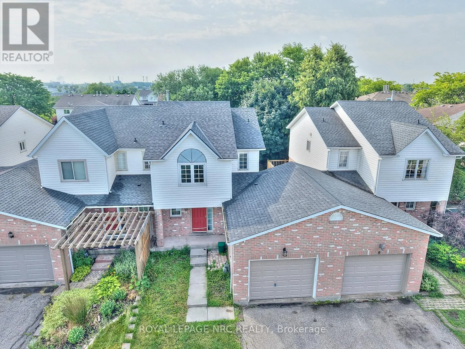 14 BUSS COURT