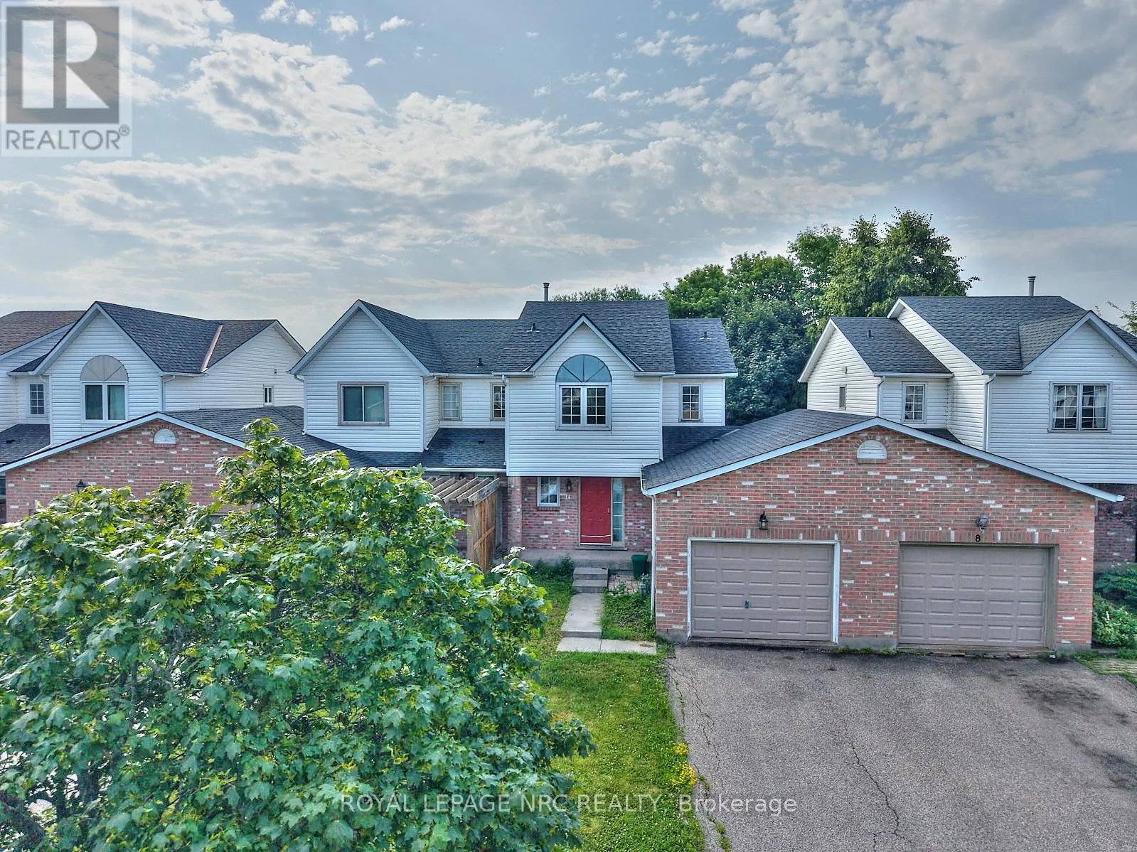 14 BUSS COURT