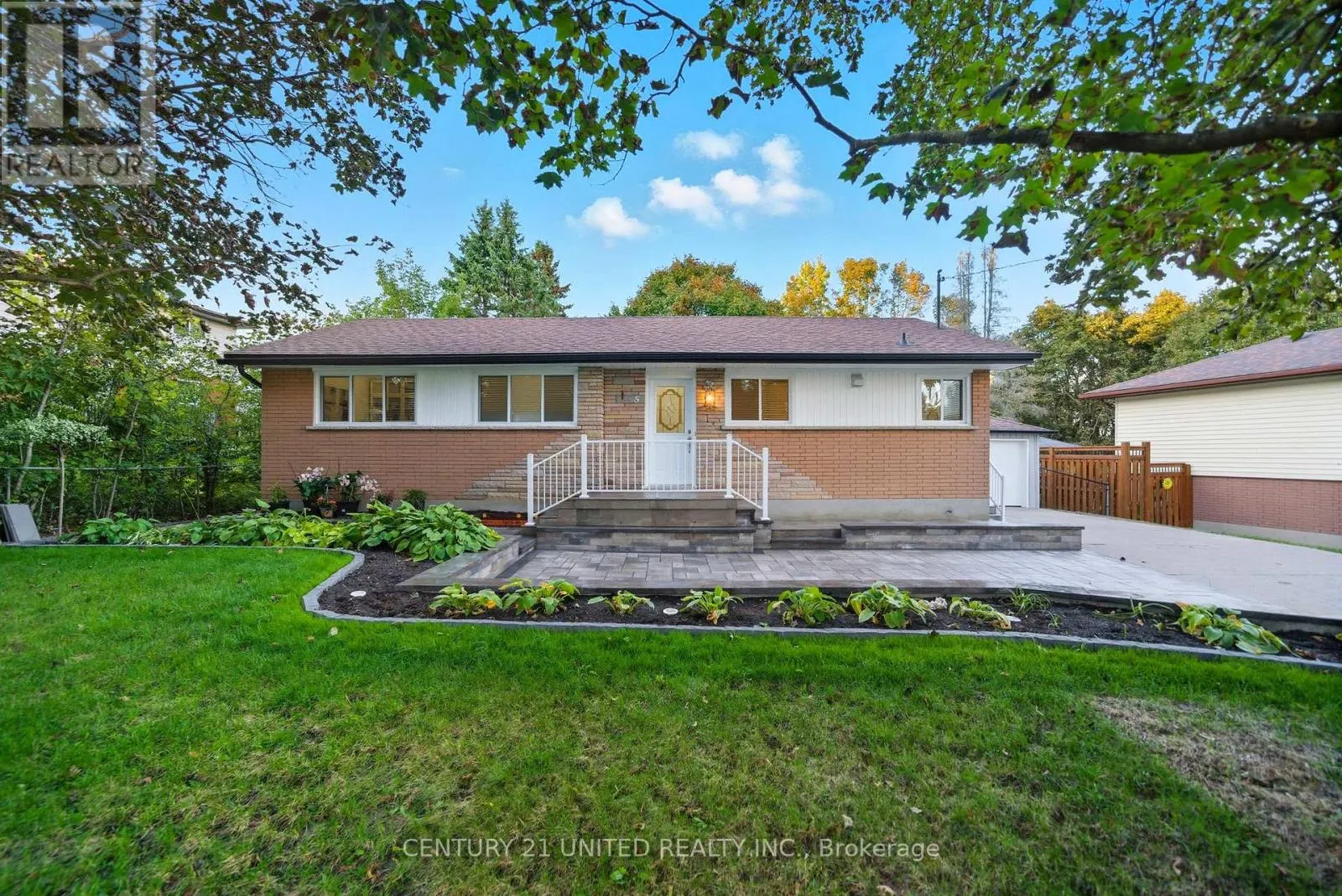 5 FERNDALE AVENUE